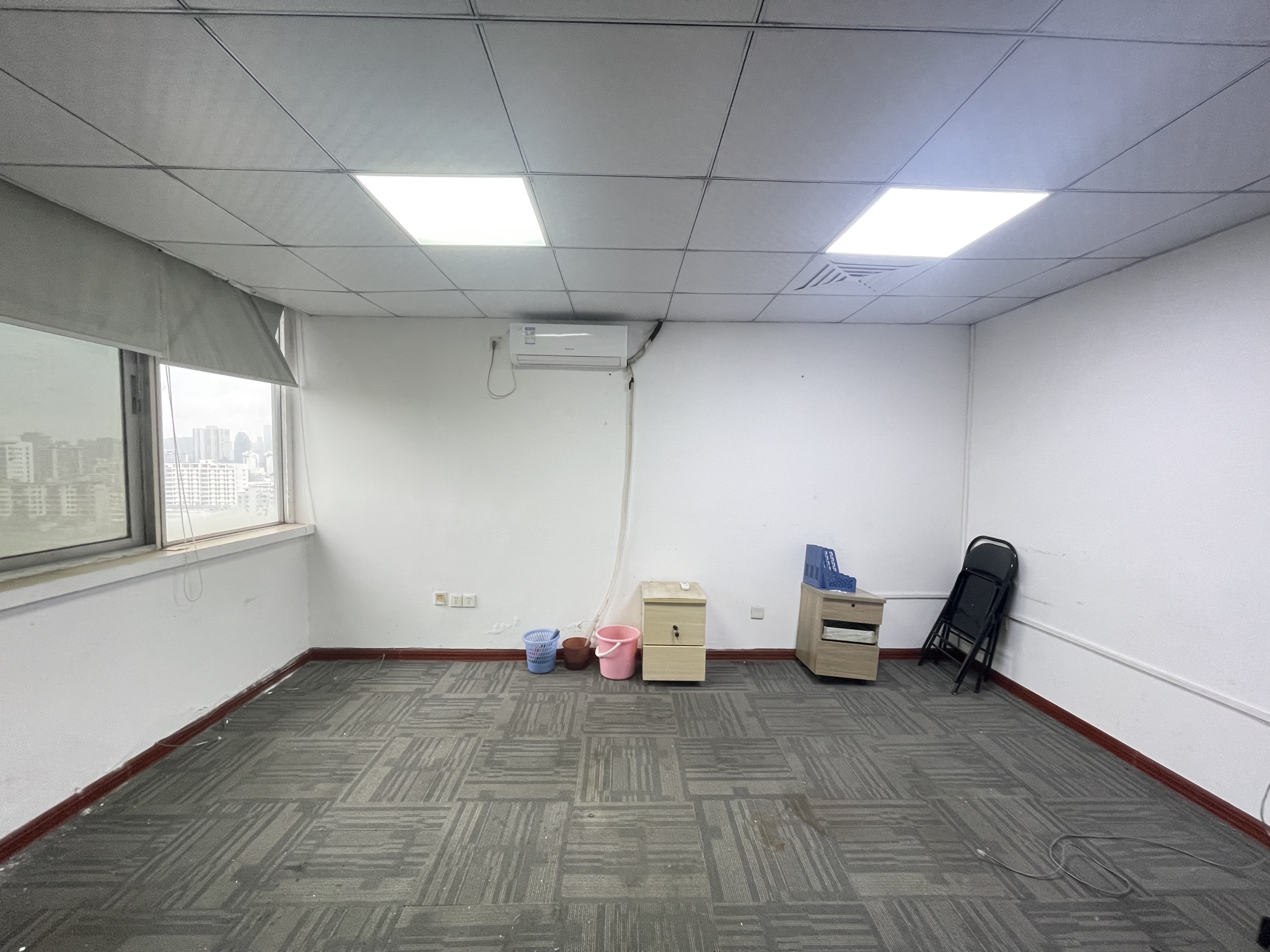 景瑞大厦  1室1厅1卫    6000.0元/月室内图