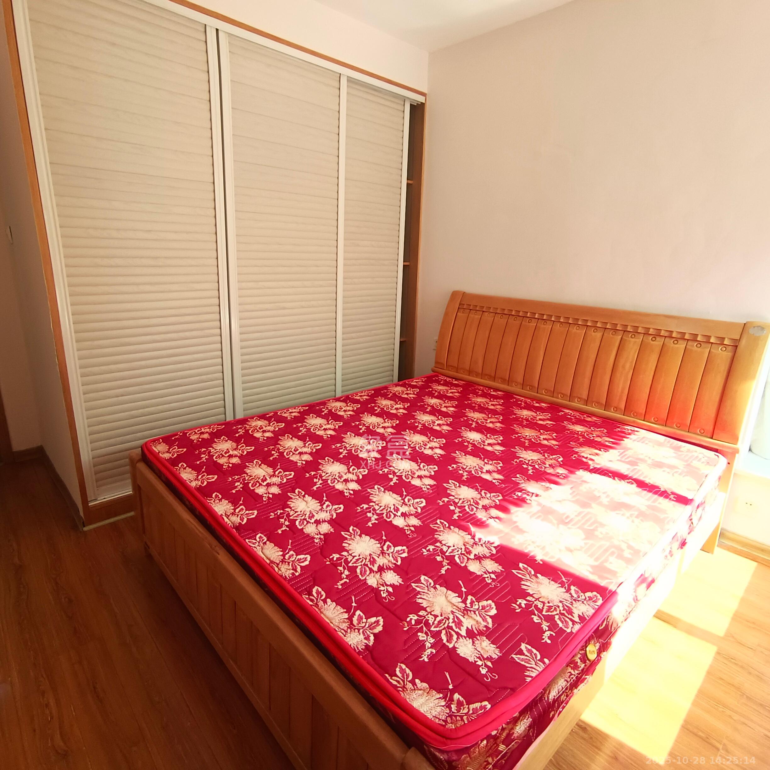 绿洲花园 2室1厅1卫 2200.0元/月 绿洲花园 2室1厅1卫 2200.0元/月室内图