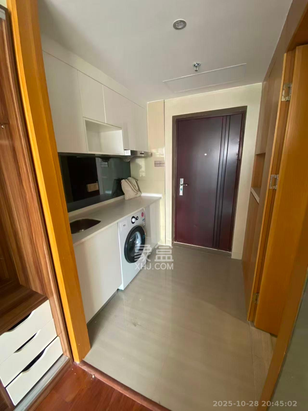 五一钻界 1室0厅0卫 1700.0元/月 五一钻界 1室0厅0卫 1700.0元/月室内图