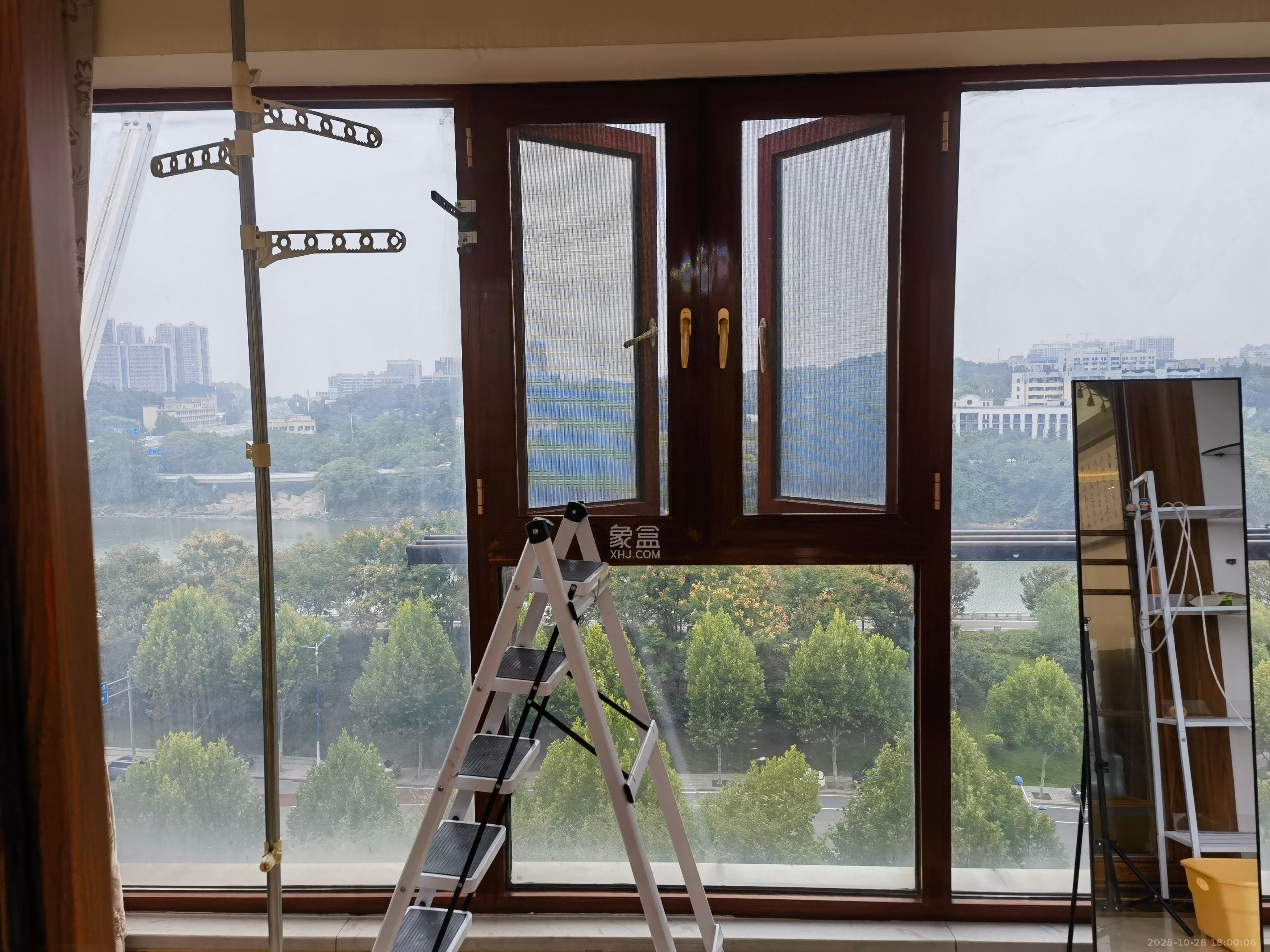 海洋半岛(月珑湾)  4室2厅2卫    3200.0元/月 海洋半岛(月珑湾)  4室2厅2卫    3200.0元/月室内图