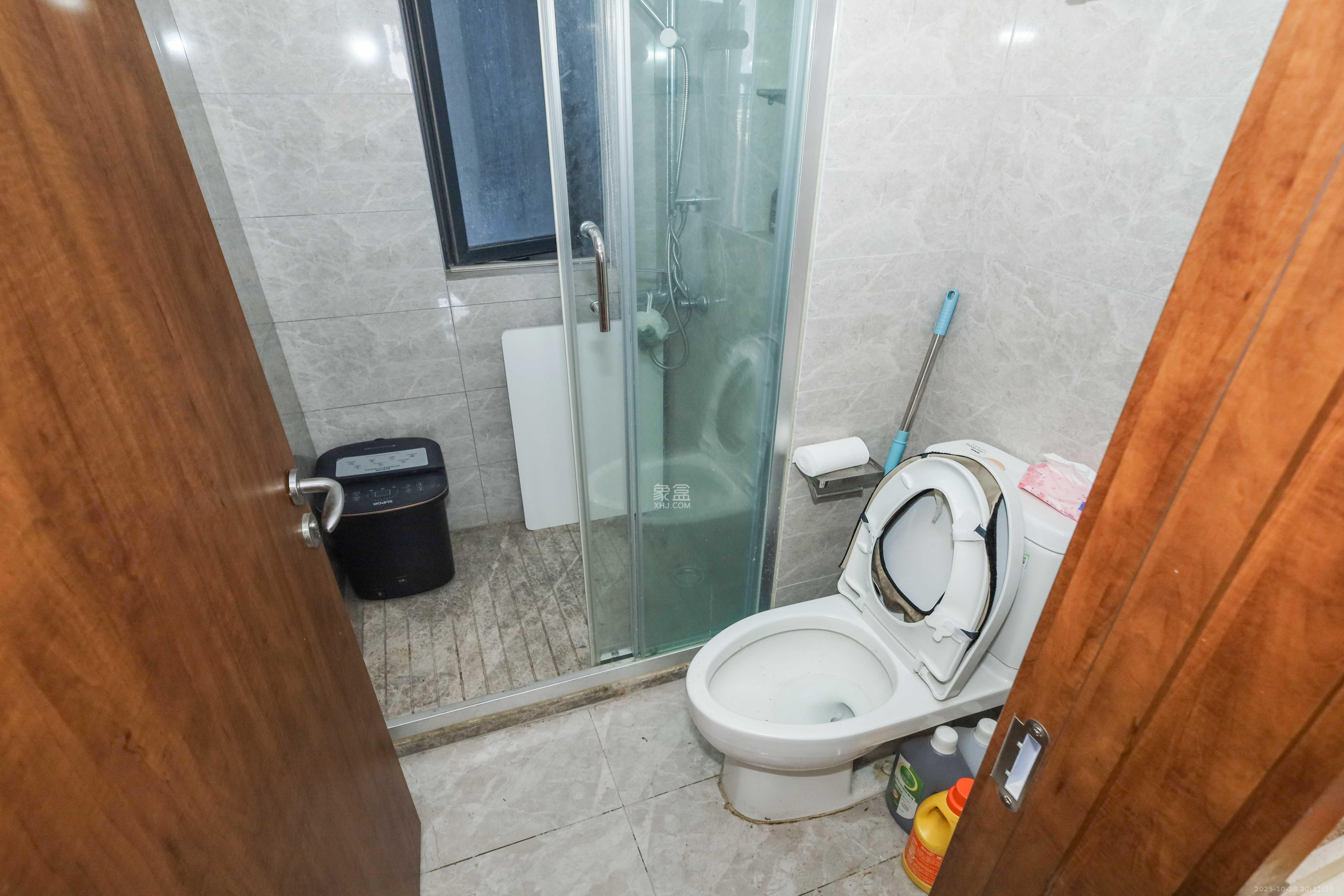 梅溪悦章 3室2厅2卫 140.0万 梅溪悦章 3室2厅2卫 140.0万卫生间