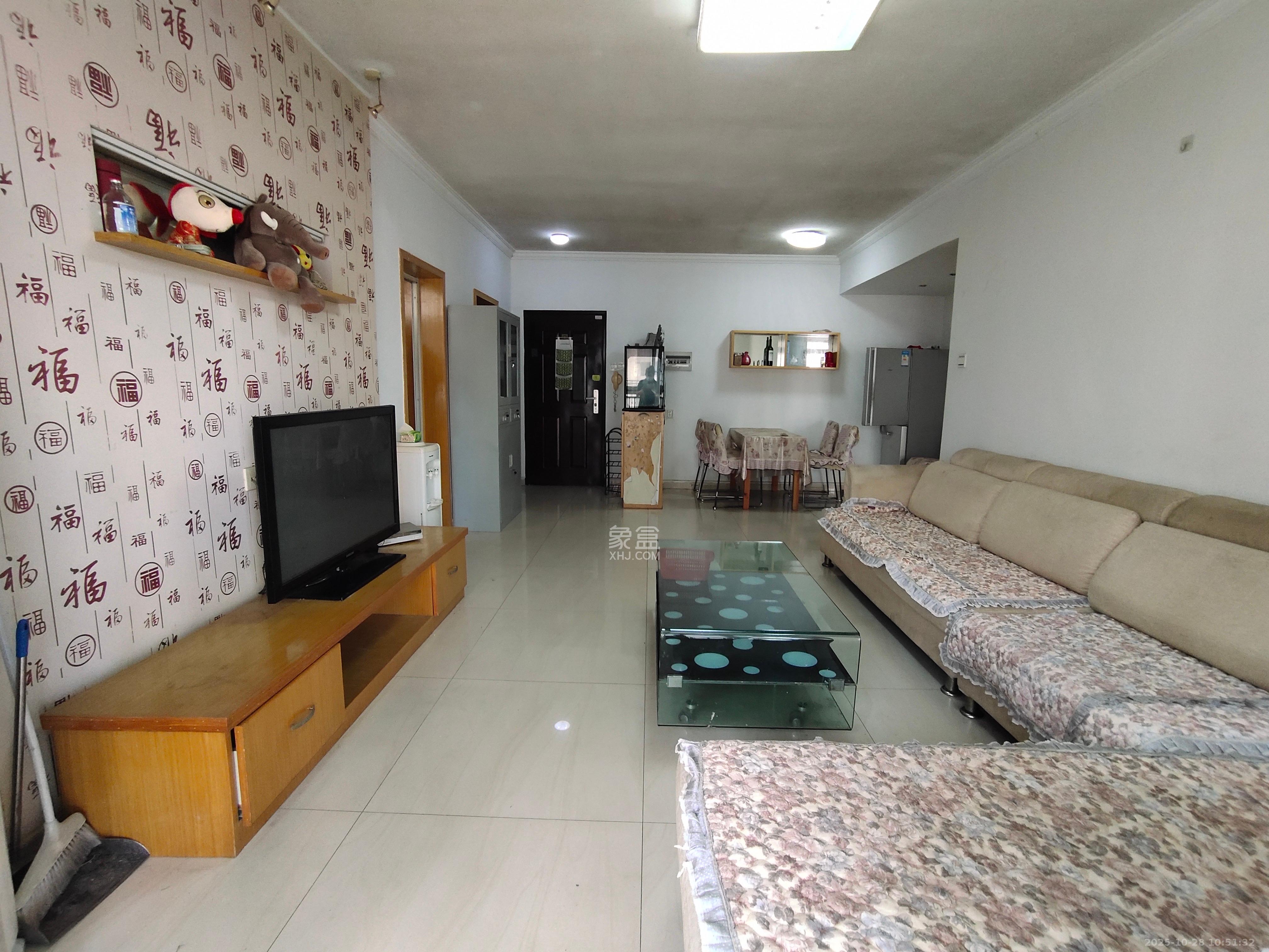 麓谷E家人  2室0厅0卫    2000.0元/月室内图