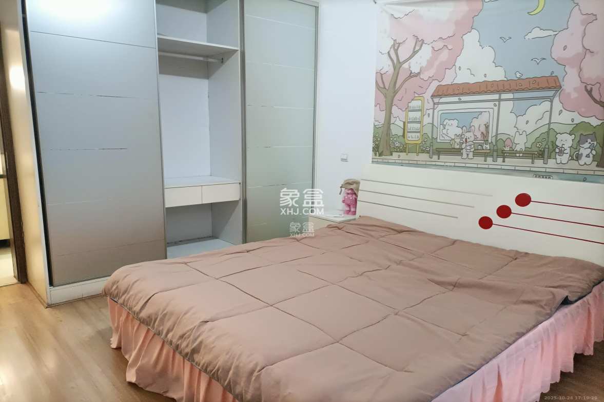 枫林绿洲 2室1厅1卫 2000.0元/月 枫林绿洲 2室1厅1卫 2000.0元/月室内图