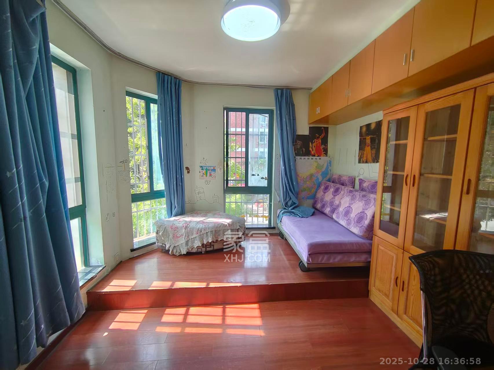 盛世康城  3室2厅1卫    1700.0元/月室内图