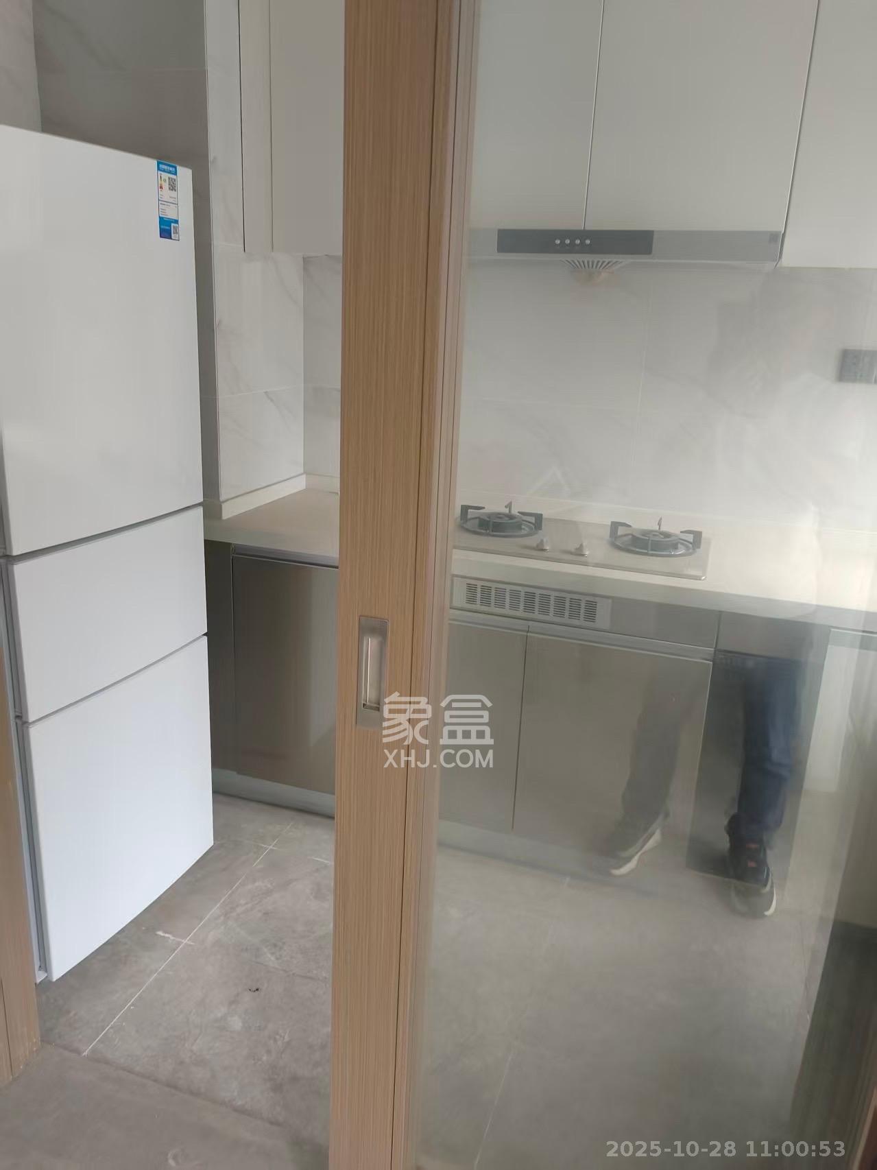 招商华发依云曦城 4室2厅2卫 2500.0元/月 招商华发依云曦城 4室2厅2卫 2500.0元/月室内图