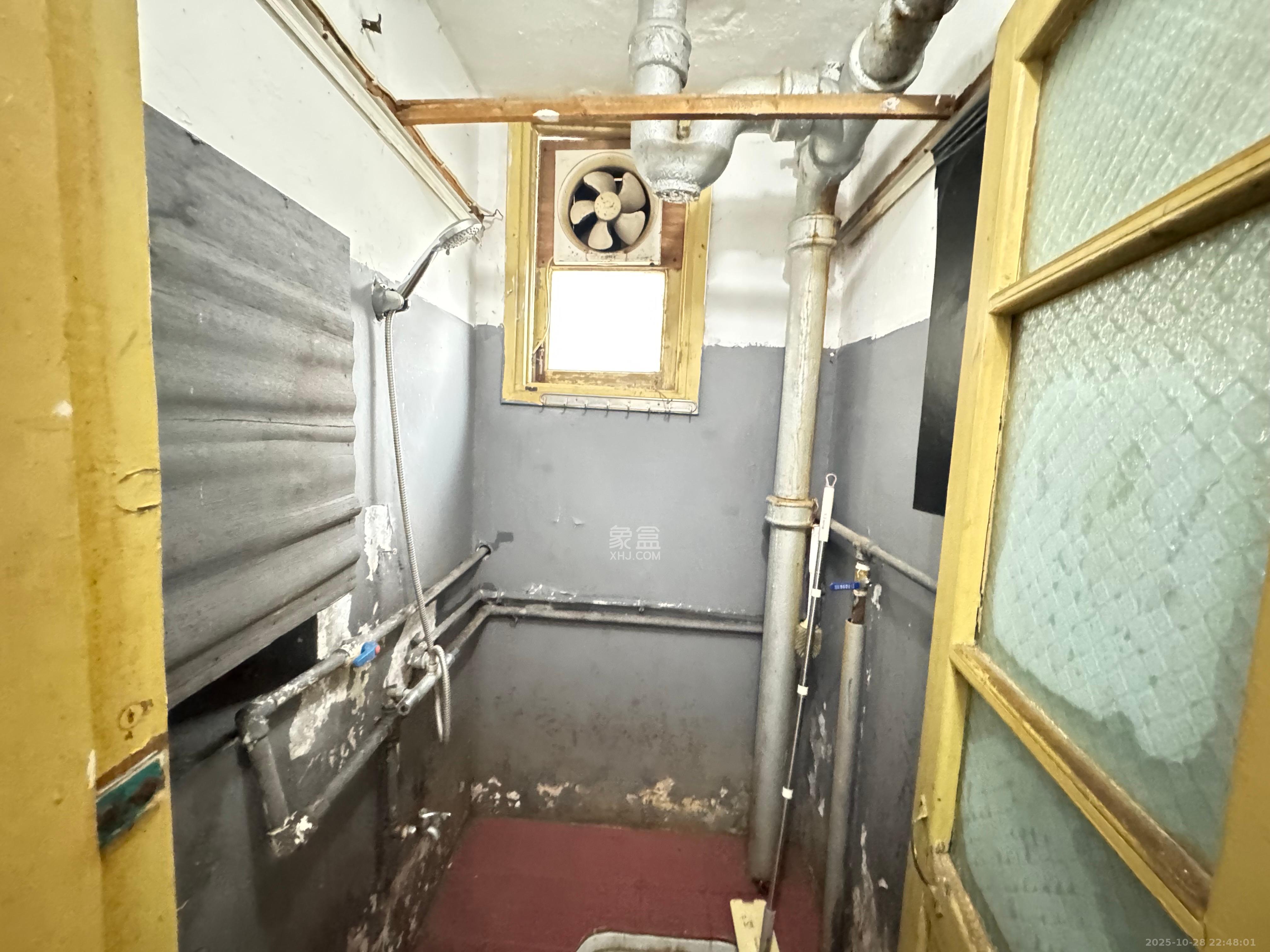 中南家园 1室2厅1卫 1500.0元/月 中南家园 1室2厅1卫 1500.0元/月室内图