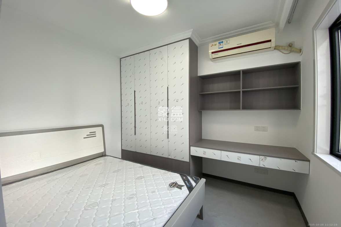 旭日嘉苑  2室2厅1卫    2600.0元/月 旭日嘉苑  2室2厅1卫    2600.0元/月室内图