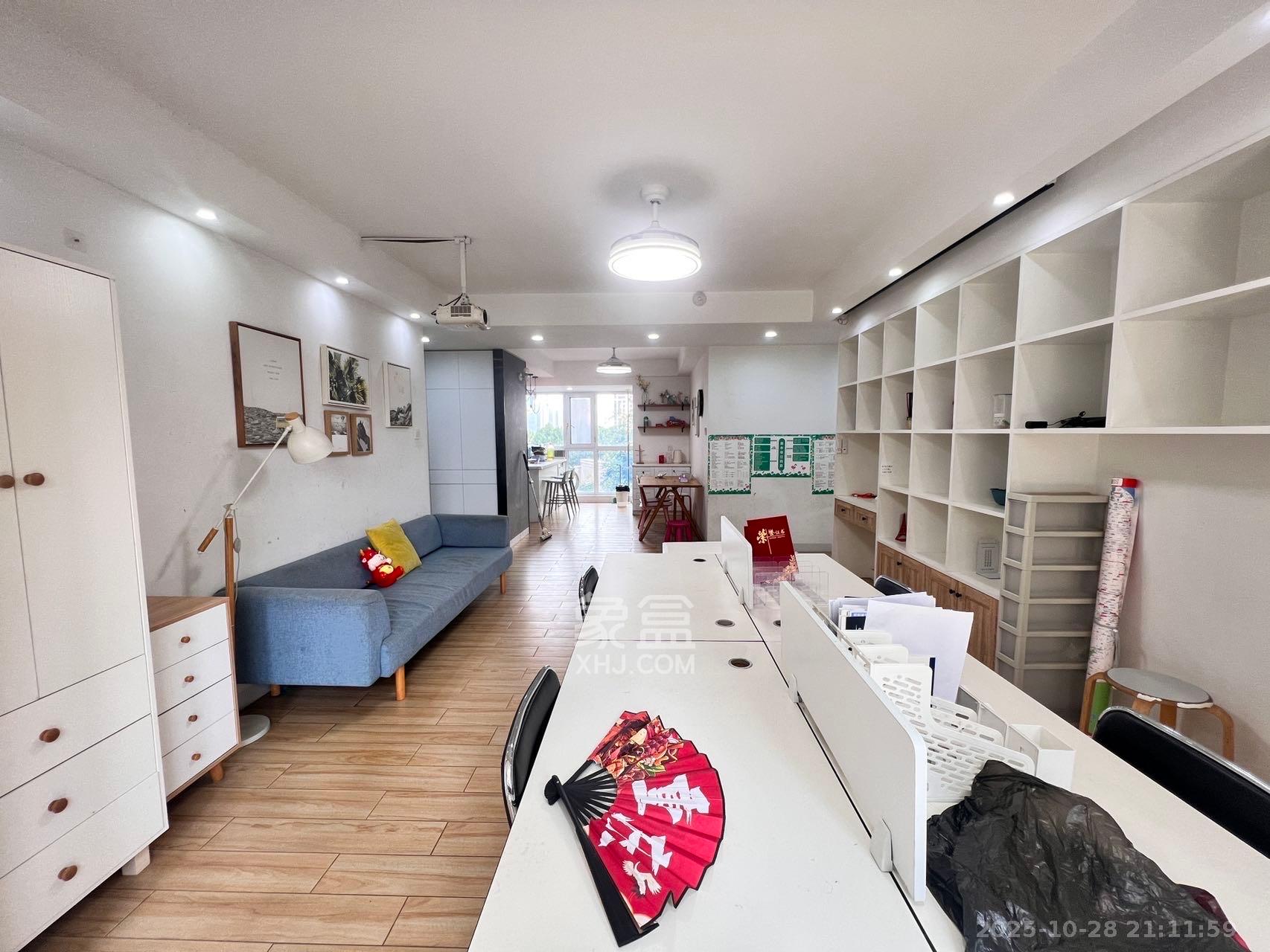 卓越浅水湾  4室2厅2卫    169.0万