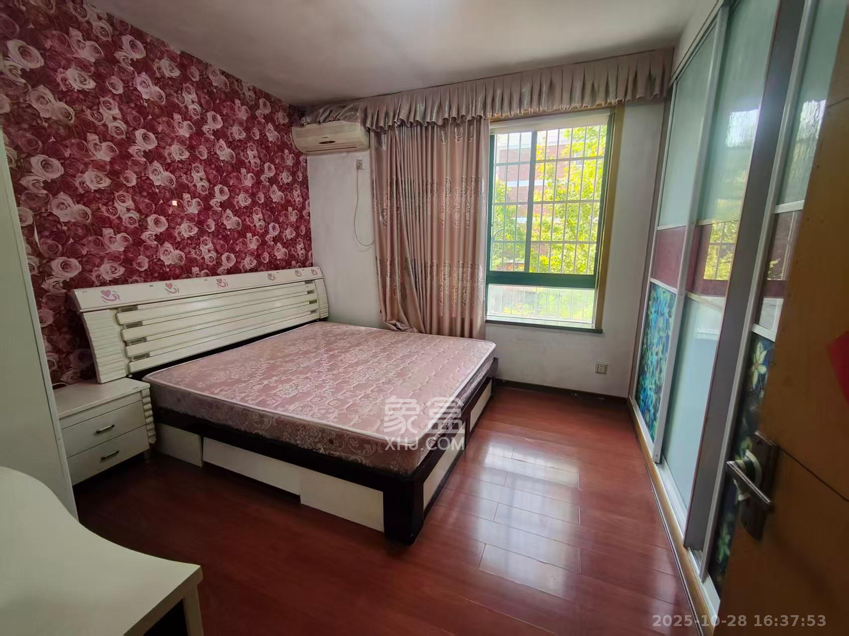 盛世康城  3室2厅1卫    1700.0元/月室内图