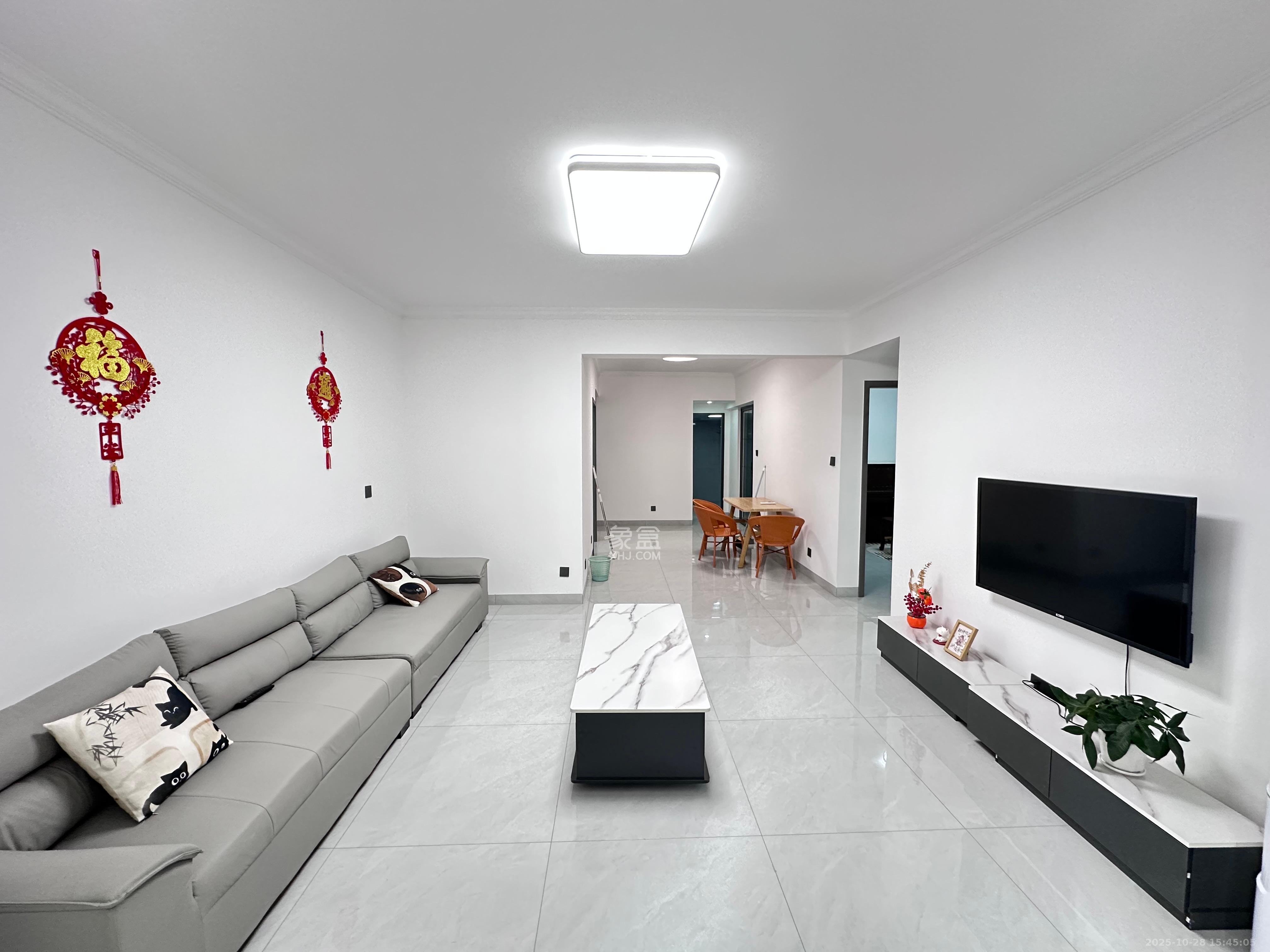 邦盛水岸御园 3室2厅2卫 2200.0元/月 邦盛水岸御园 3室2厅2卫 2200.0元/月室内图