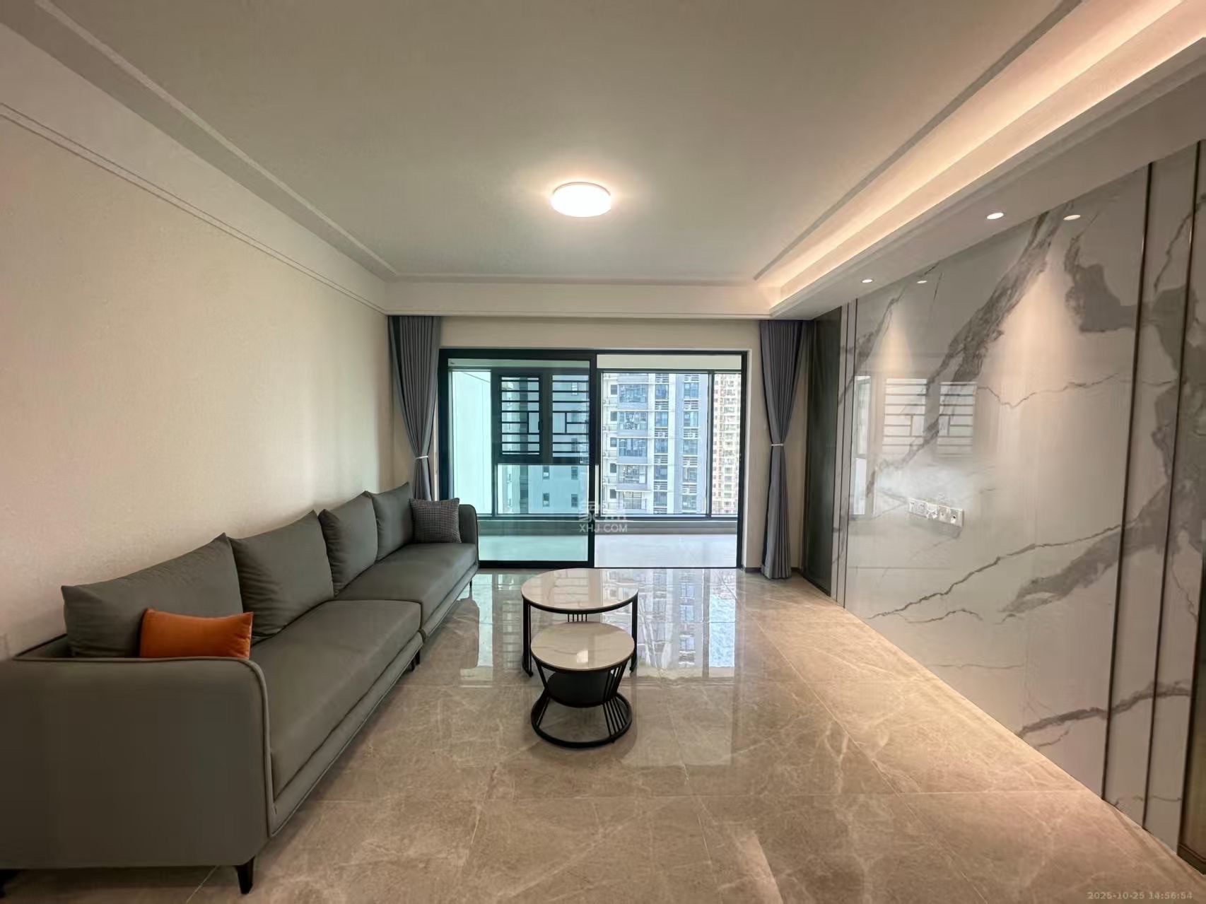 滨江府1913  4室2厅2卫    4700.0元/月 滨江府1913  4室2厅2卫    4700.0元/月户型图