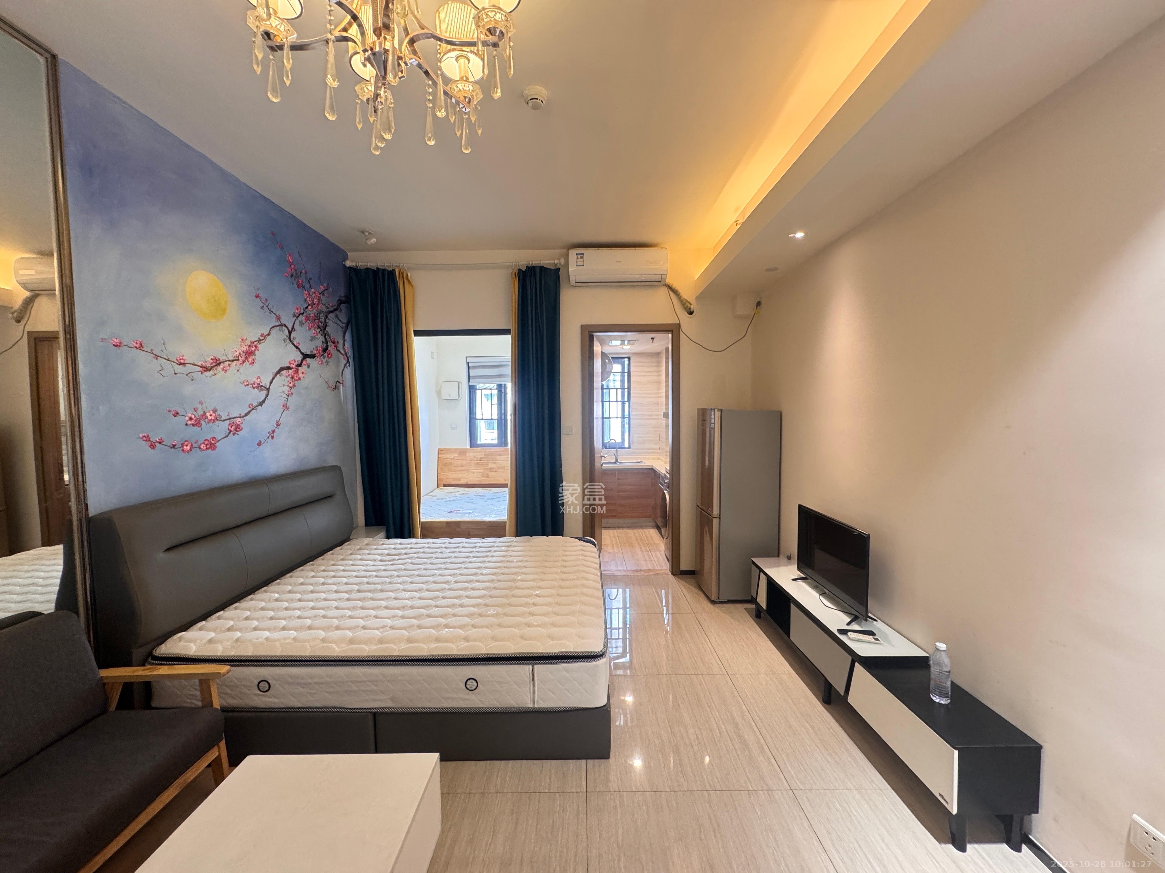 恒大上林苑  1室1厅1卫    1300.0元/月 恒大上林苑  1室1厅1卫    1300.0元/月室内图