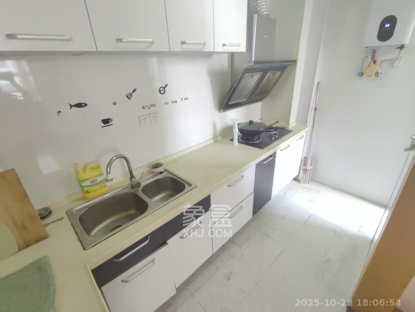 众鑫建材市场(长沙县星沙镇皮具市场)  1室2厅2卫    1200.0元/月 众鑫建材市场(长沙县星沙镇皮具市场)  1室2厅2卫    1200.0元/月室内图