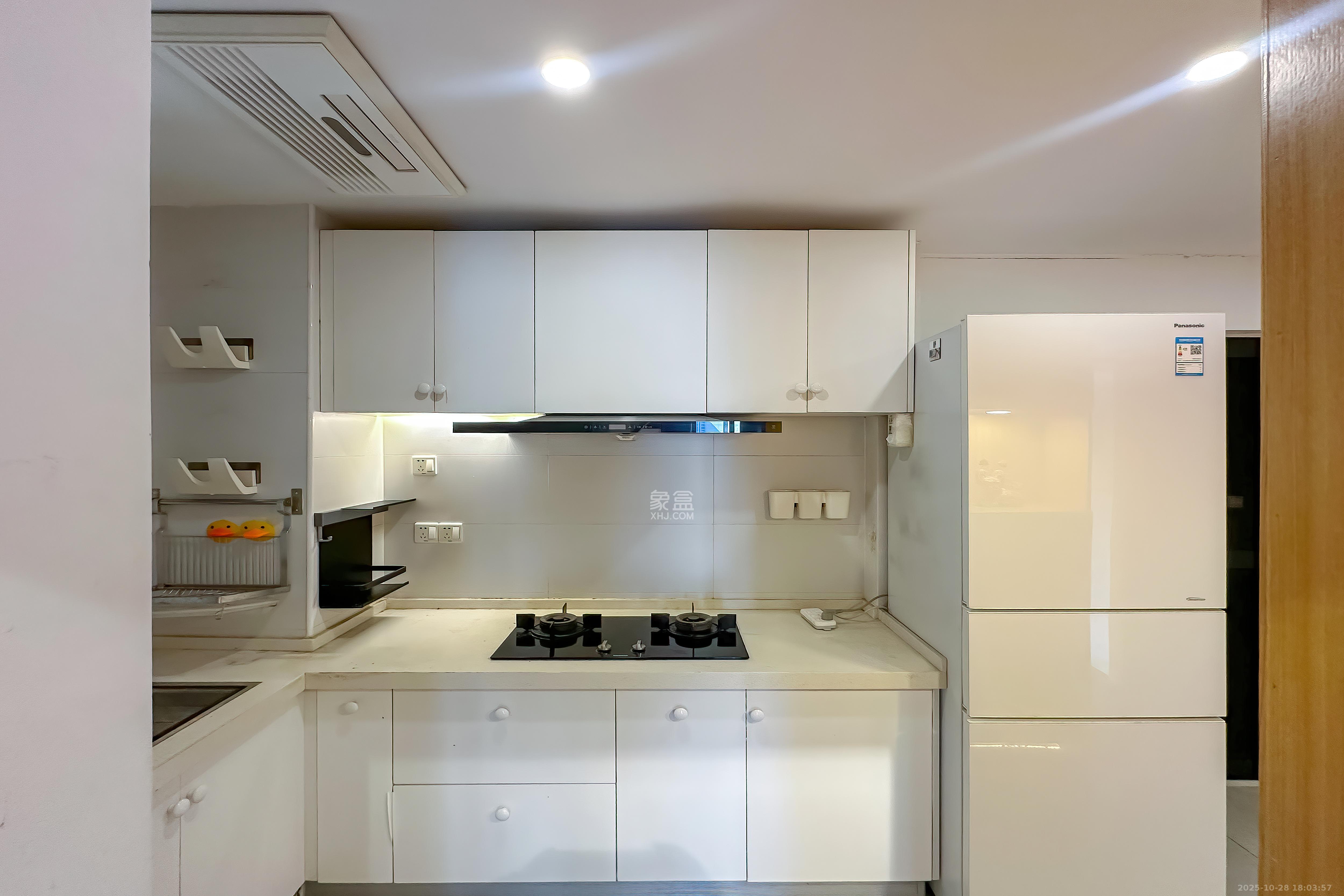 合能洋湖公馆  3室2厅1卫    77.0万厨房