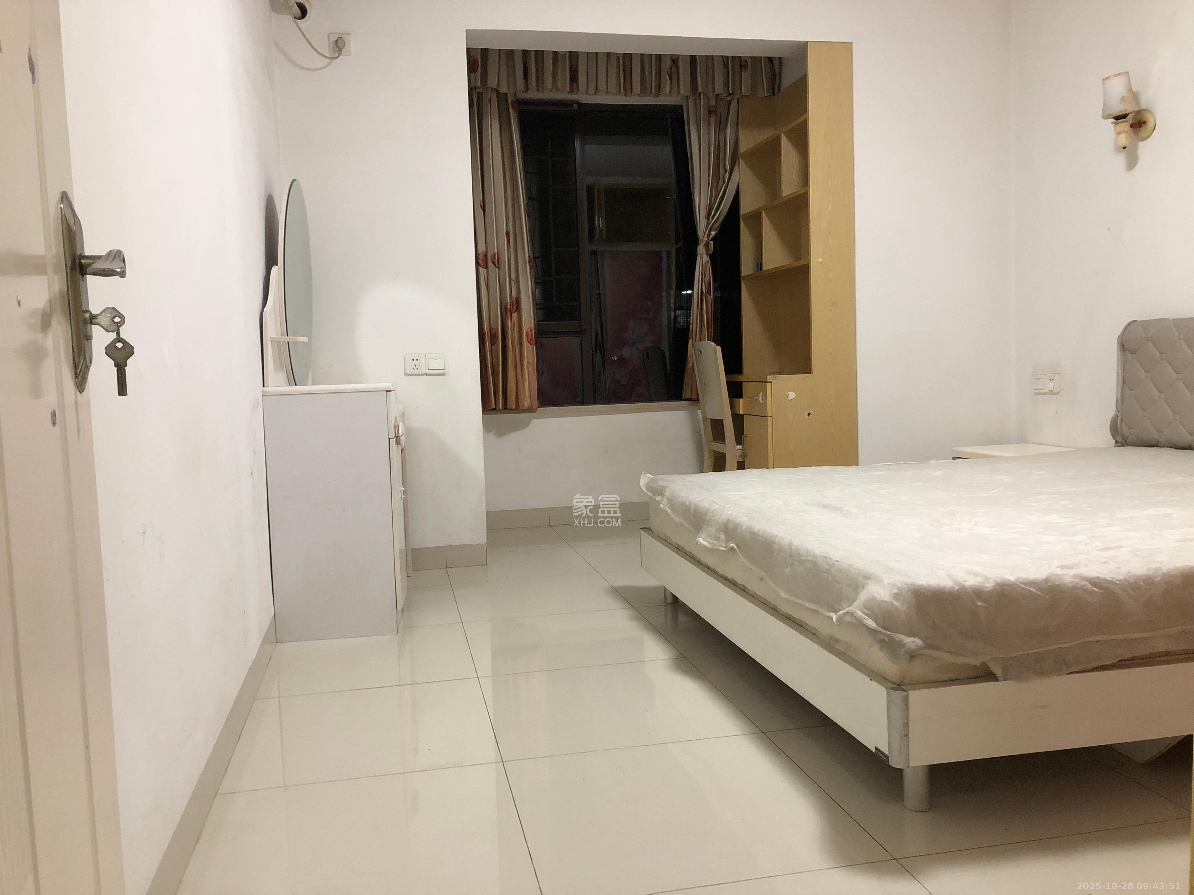 保利麓谷林语D区  3室2厅1卫    3000.0元/月室内图