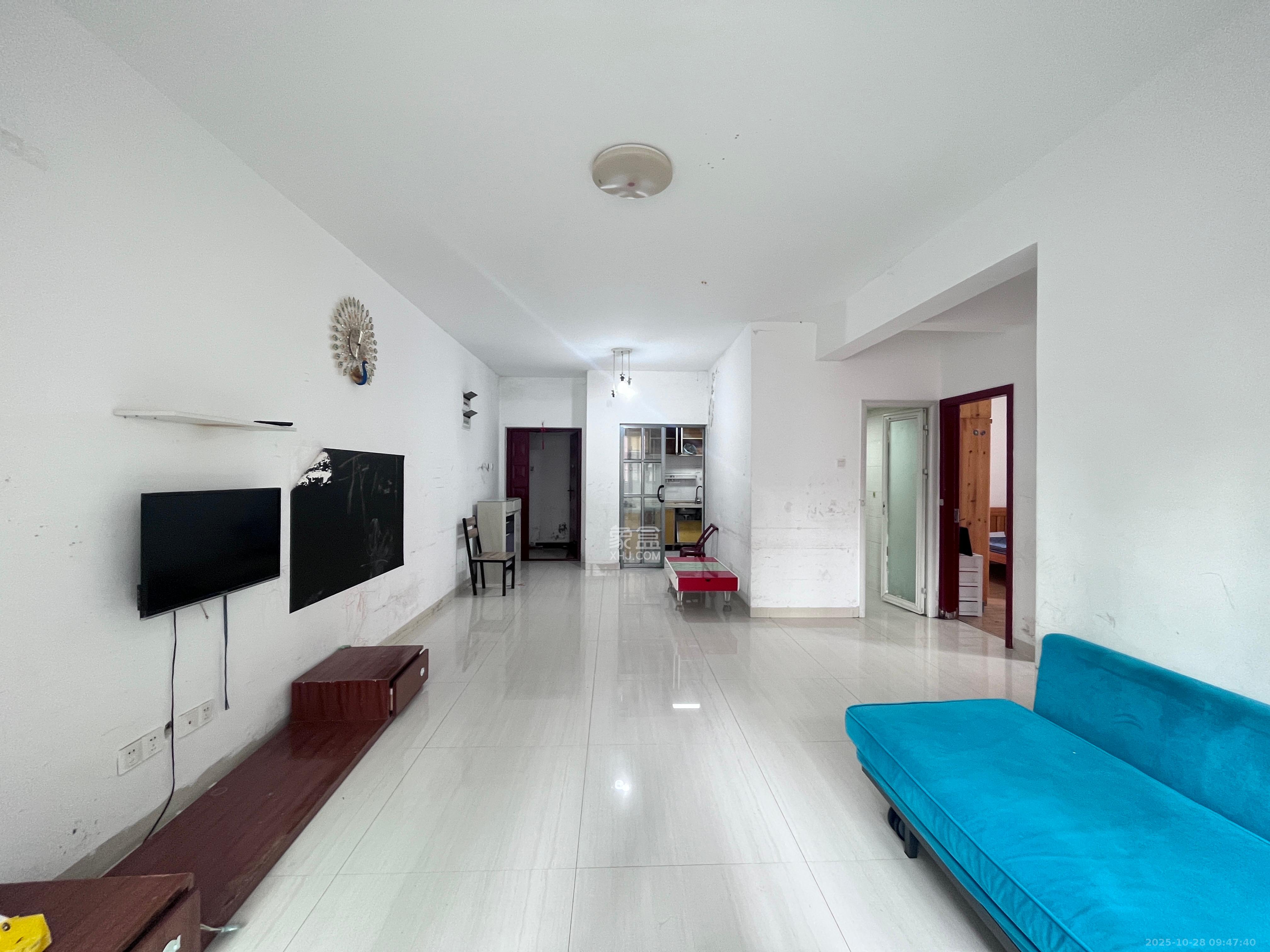 幸福里润城(幸福里二期) 3室2厅1卫 1700.0元/月 幸福里润城(幸福里二期) 3室2厅1卫 1700.0元/月室内图