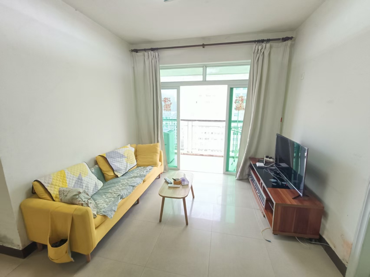 华宝雅苑  1室1厅1卫    2000.0元/月室内图