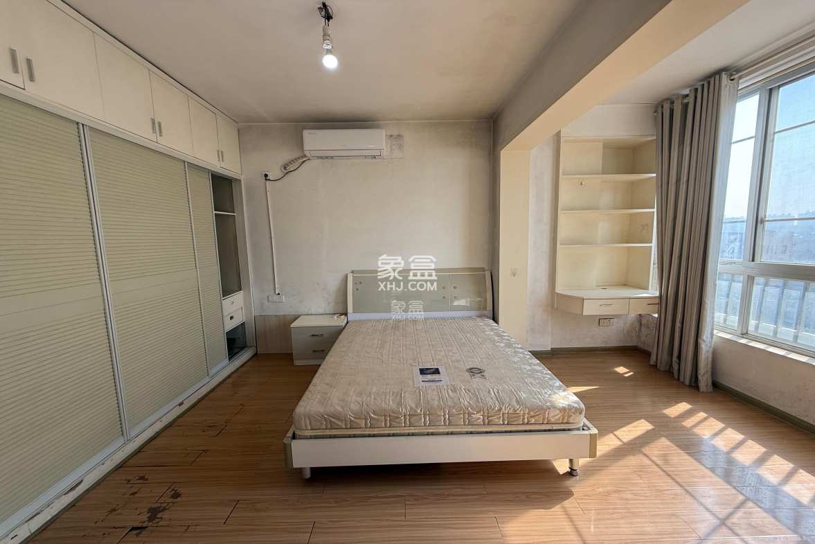 月湖兰庭  1室1厅1卫    2000.0元/月 月湖兰庭  1室1厅1卫    2000.0元/月室内图