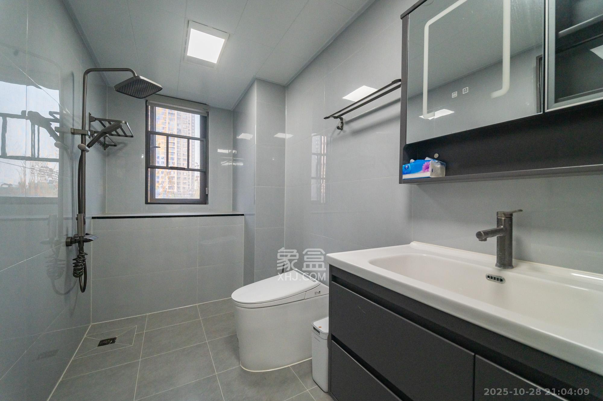 五矿万境松雅  3室2厅2卫    109.8万 五矿万境松雅  3室2厅2卫    109.8万卫生间