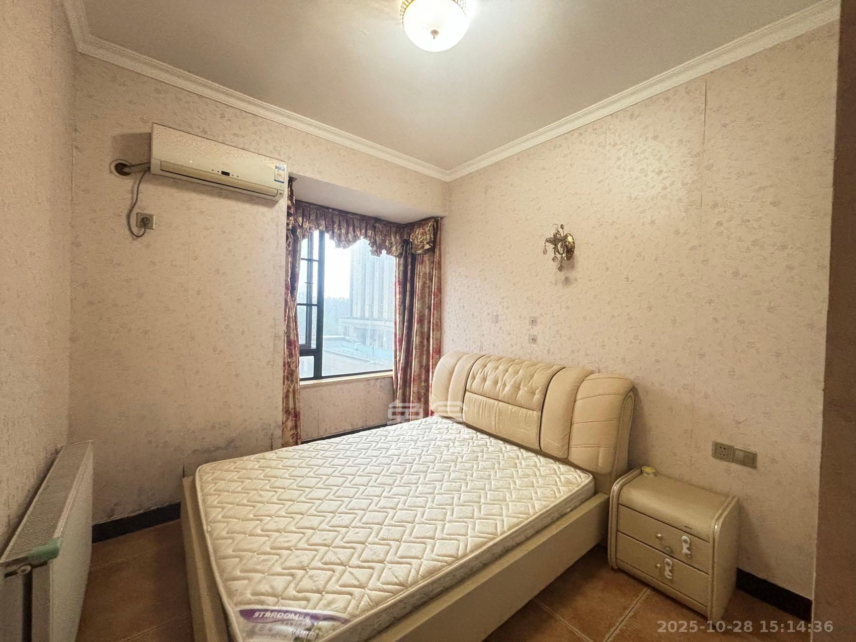 建发汇金国际  2室2厅1卫    2500.0元/月 建发汇金国际  2室2厅1卫    2500.0元/月室内图