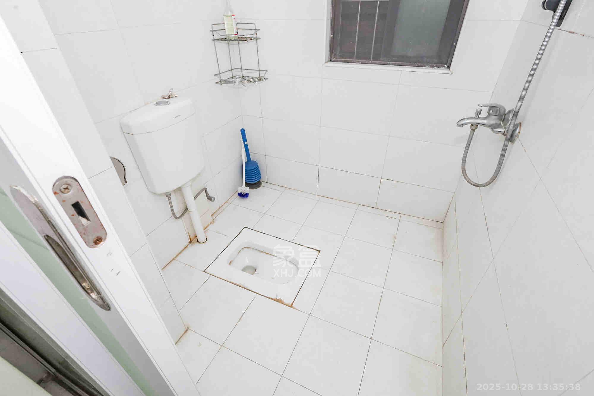 钰龙天下二期（钰龙佳园）  3室2厅2卫    2700.0元/月室内图