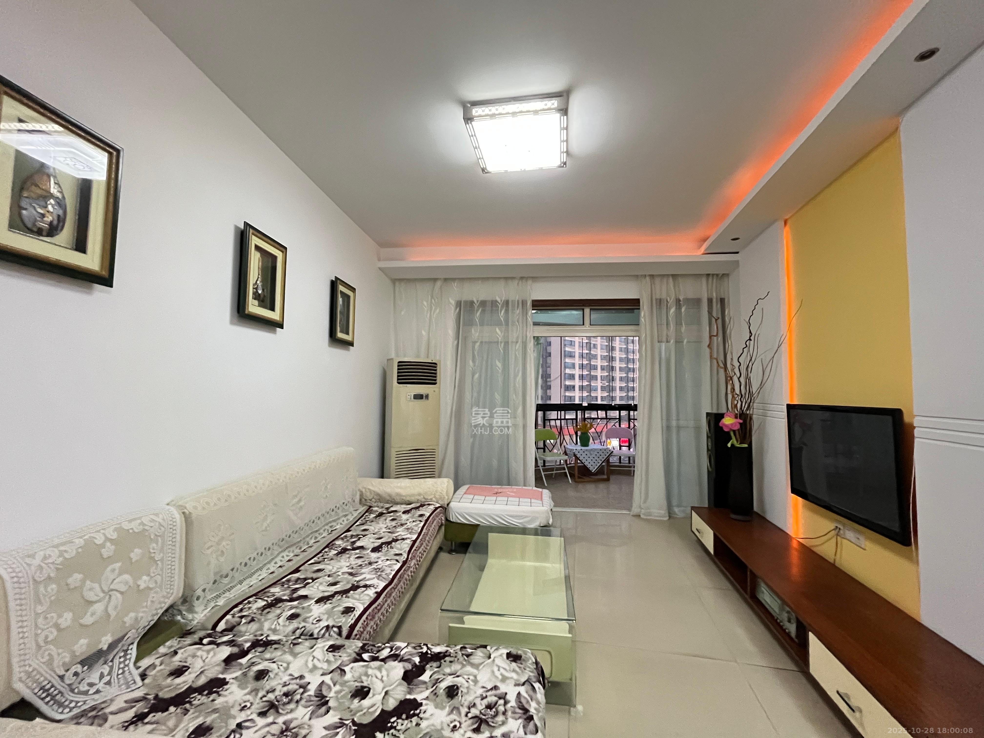 左岸春天 2室2厅1卫 2100.0元/月 左岸春天 2室2厅1卫 2100.0元/月室内图