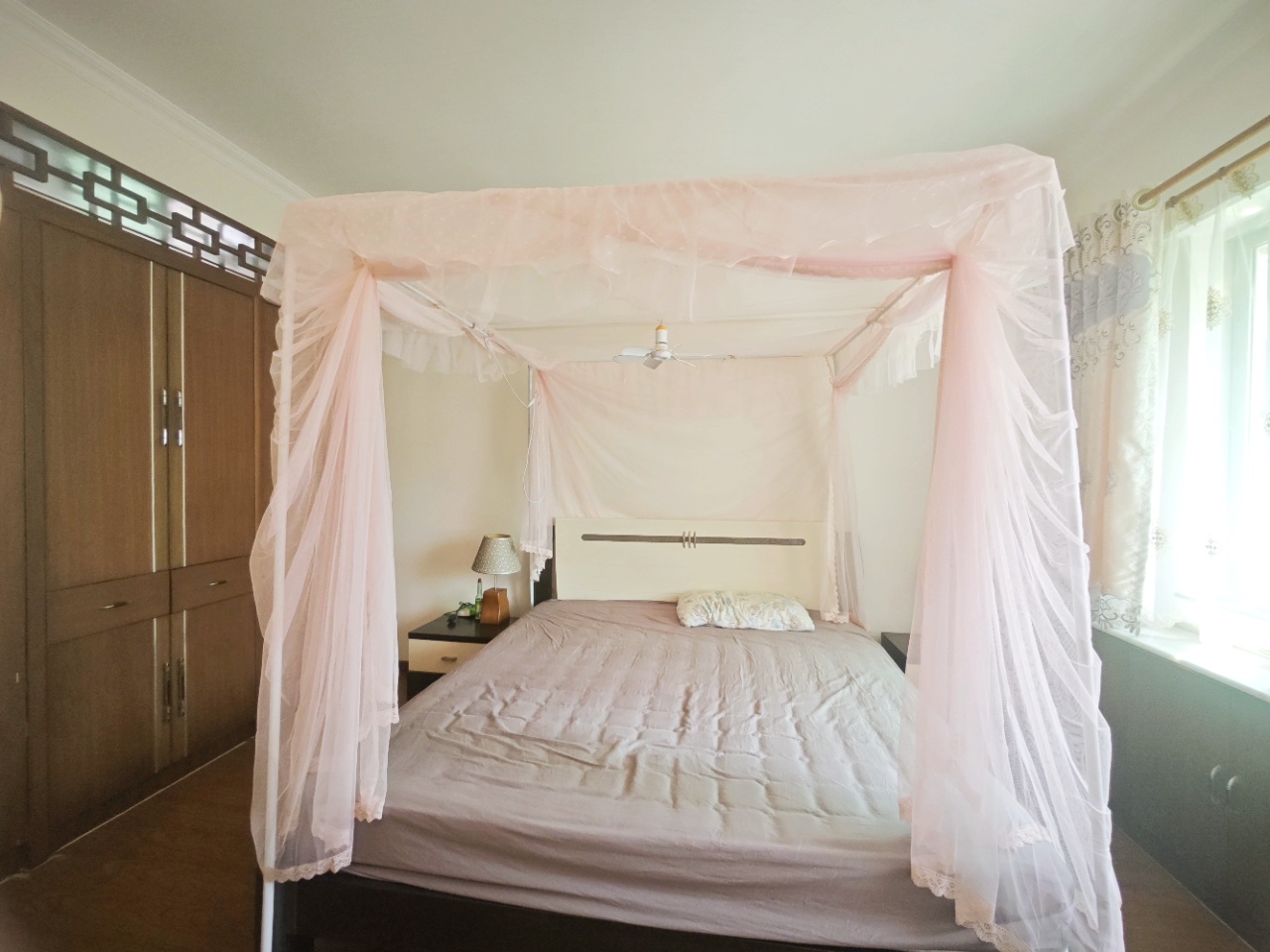 美舍园  4室2厅2卫    2900.0元/月室内图