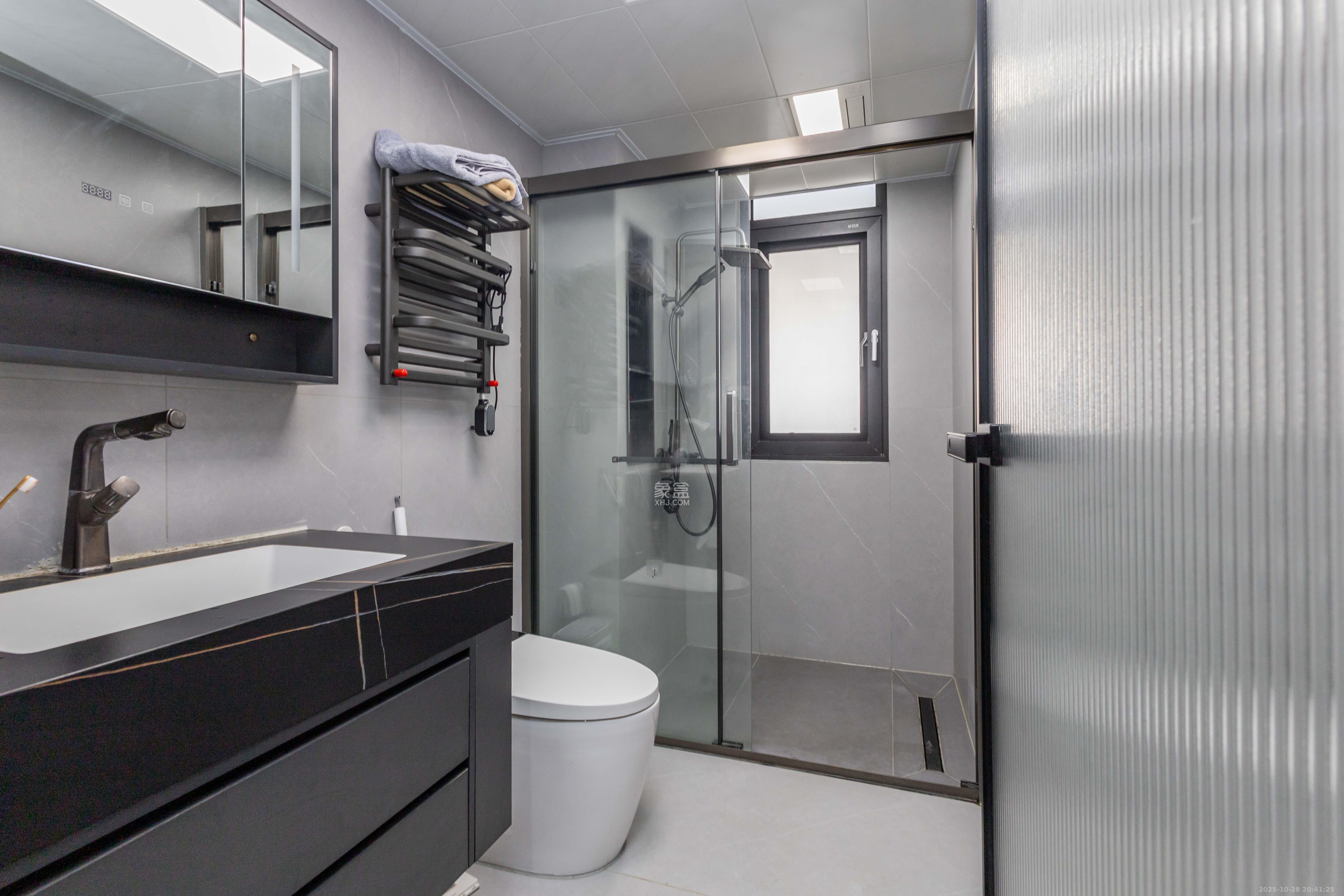 中交中央公园D5区  3室2厅2卫    158.0万 中交中央公园D5区  3室2厅2卫    158.0万卫生间