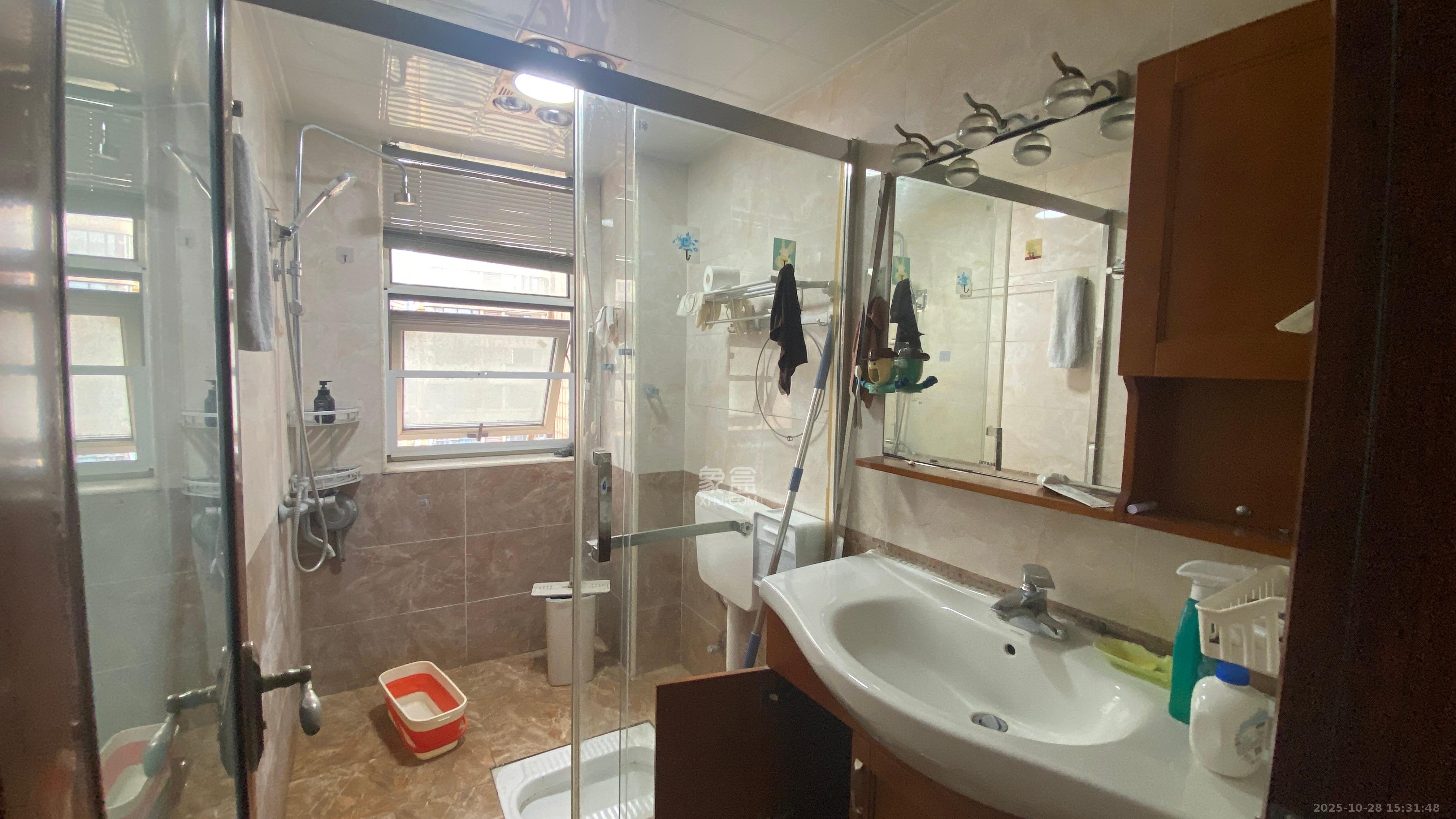 五矿万境水岸二期(五矿万境水岸和苑)  3室2厅2卫    4000.0元/月 五矿万境水岸二期(五矿万境水岸和苑)  3室2厅2卫    4000.0元/月室内图