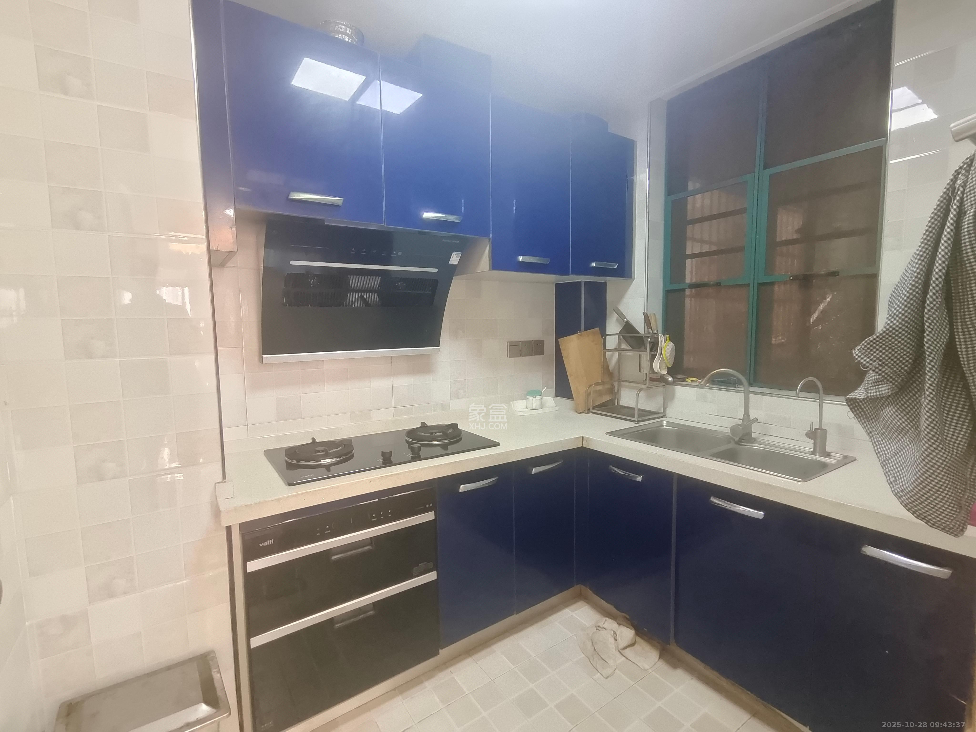 绿洲花园  3室2厅1卫    2600.0元/月 绿洲花园  3室2厅1卫    2600.0元/月室内图