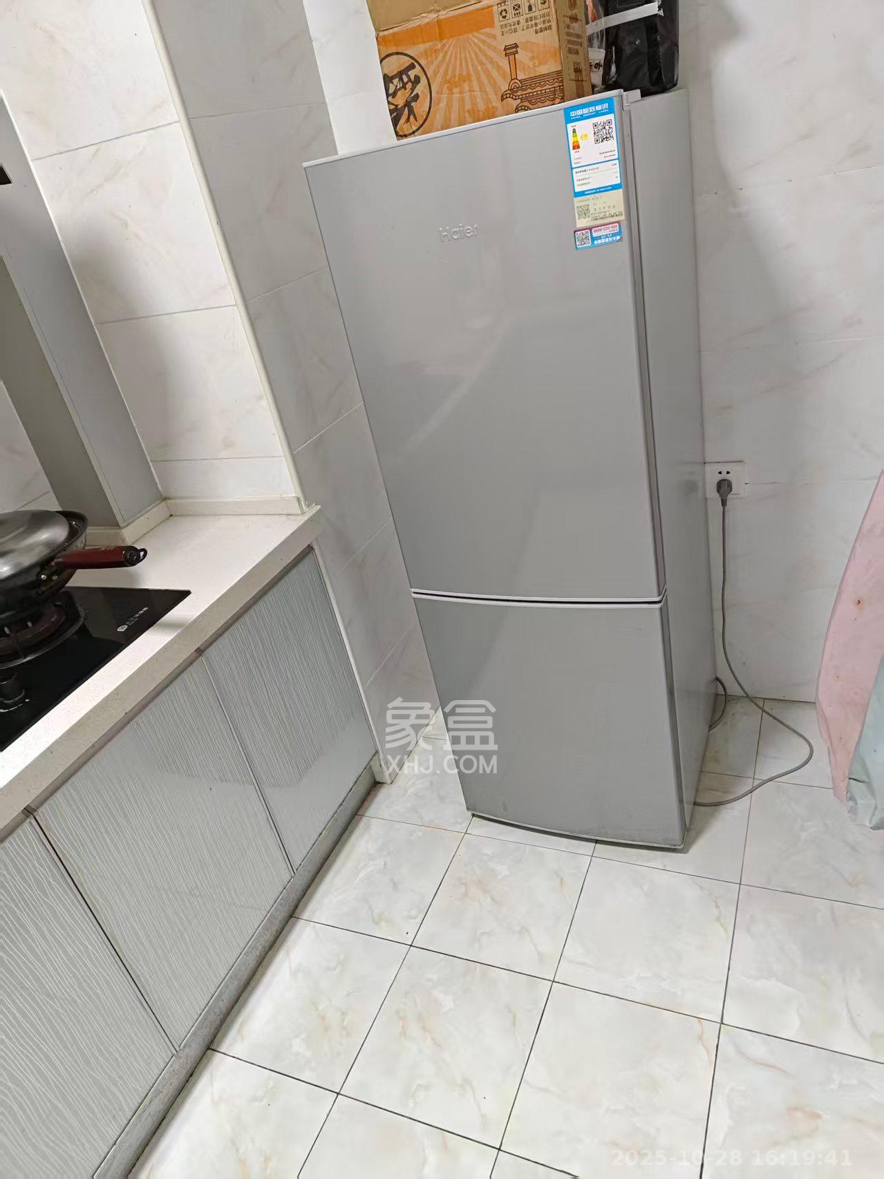 金地格林公馆  3室2厅1卫    2400.0元/月 金地格林公馆  3室2厅1卫    2400.0元/月室内图