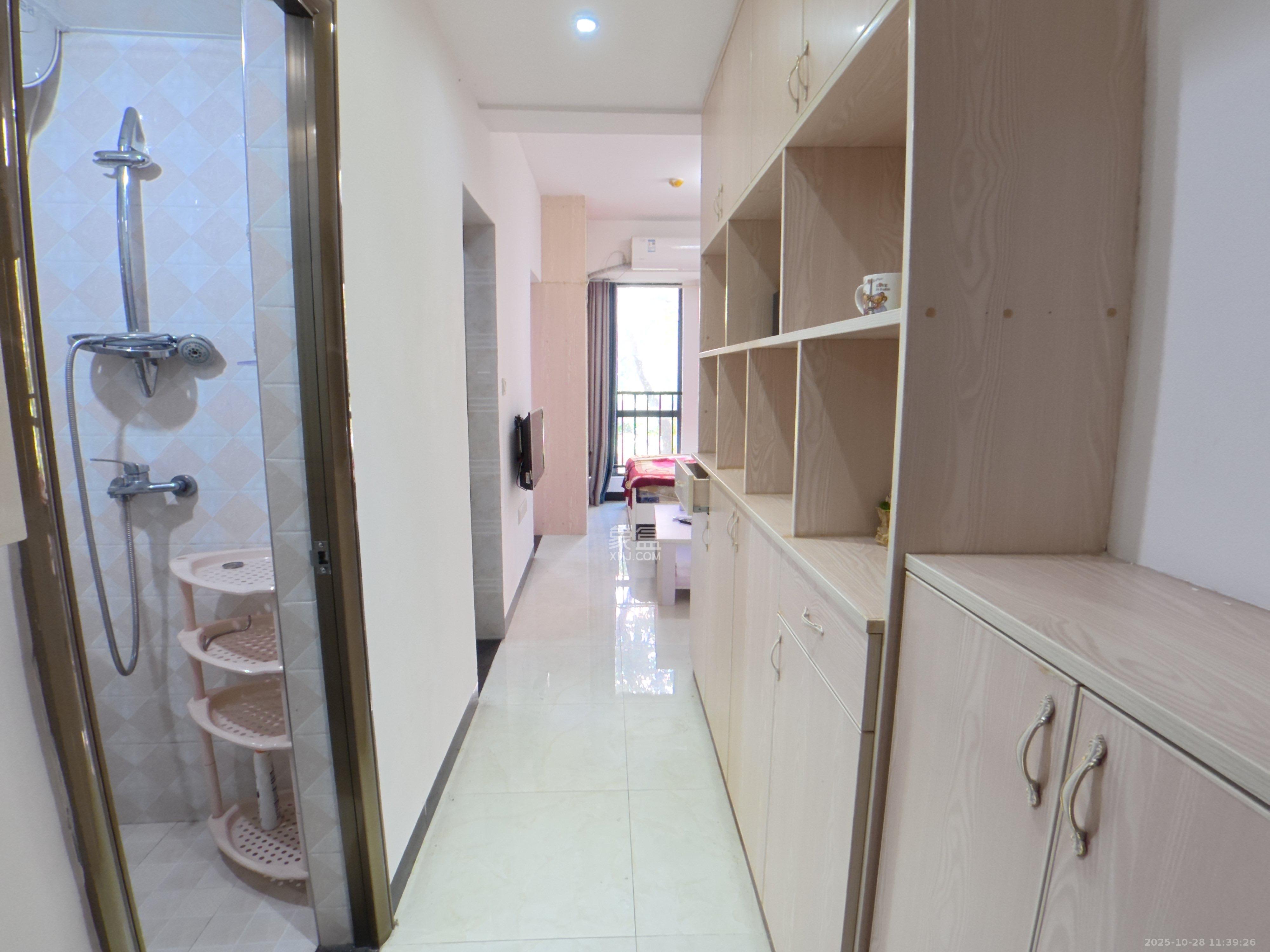 中建芙蓉工社 1室1厅1卫 1200.0元/月 中建芙蓉工社 1室1厅1卫 1200.0元/月室内图