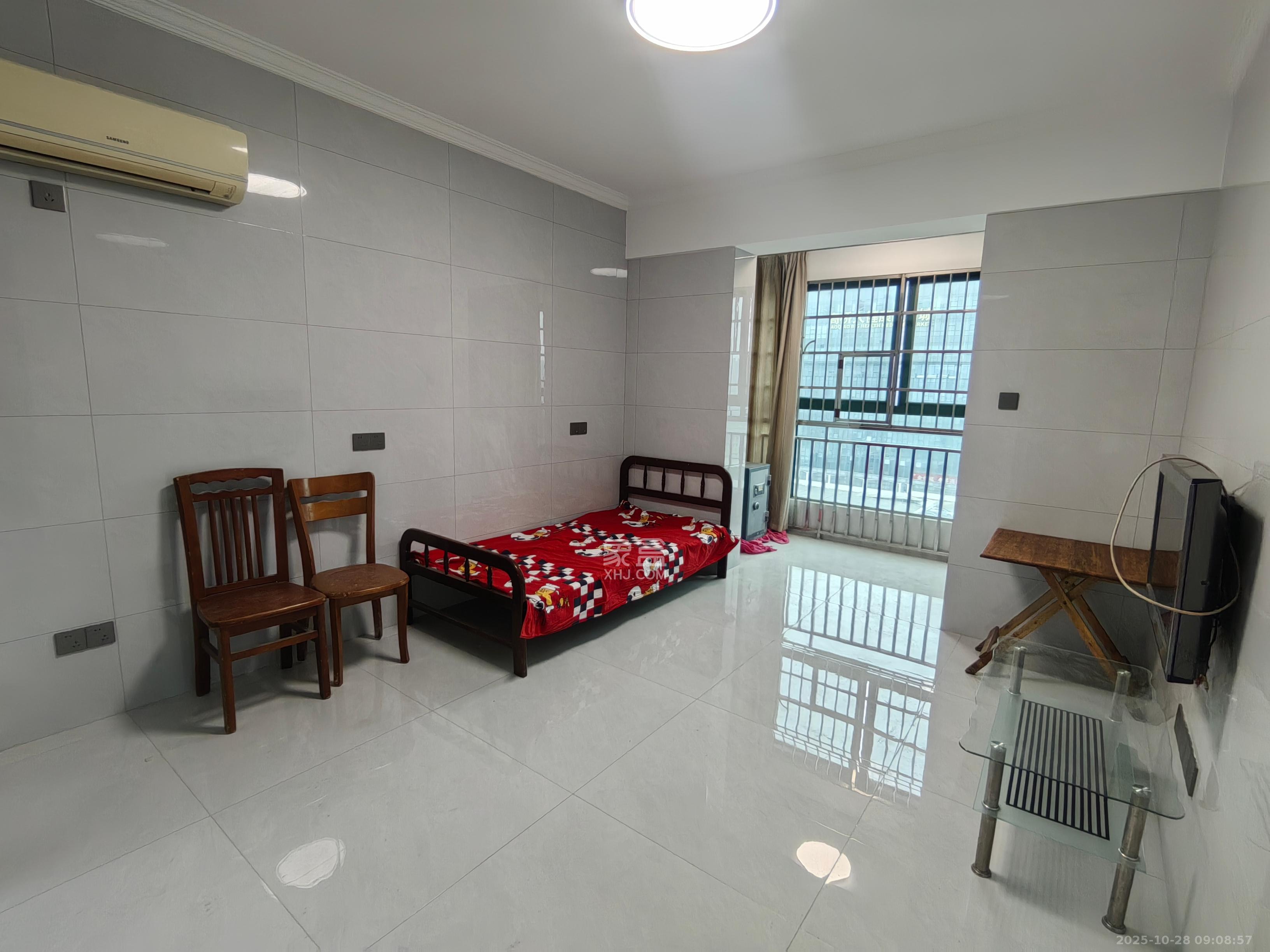 高桥财富大厦  1室1厅1卫    1800.0元/月 高桥财富大厦  1室1厅1卫    1800.0元/月