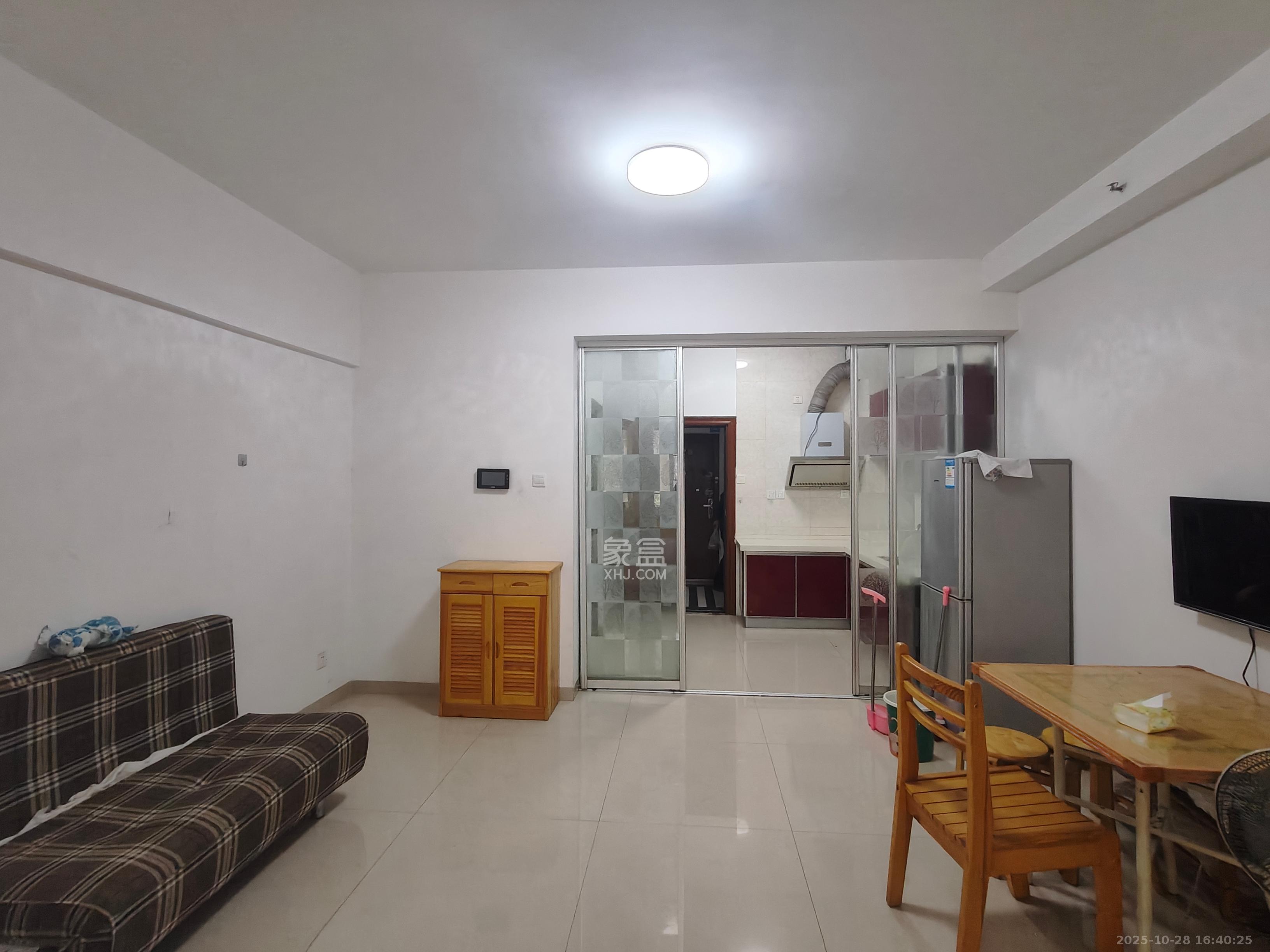 万博汇  1室1厅1卫    1300.0元/月 万博汇  1室1厅1卫    1300.0元/月室内图