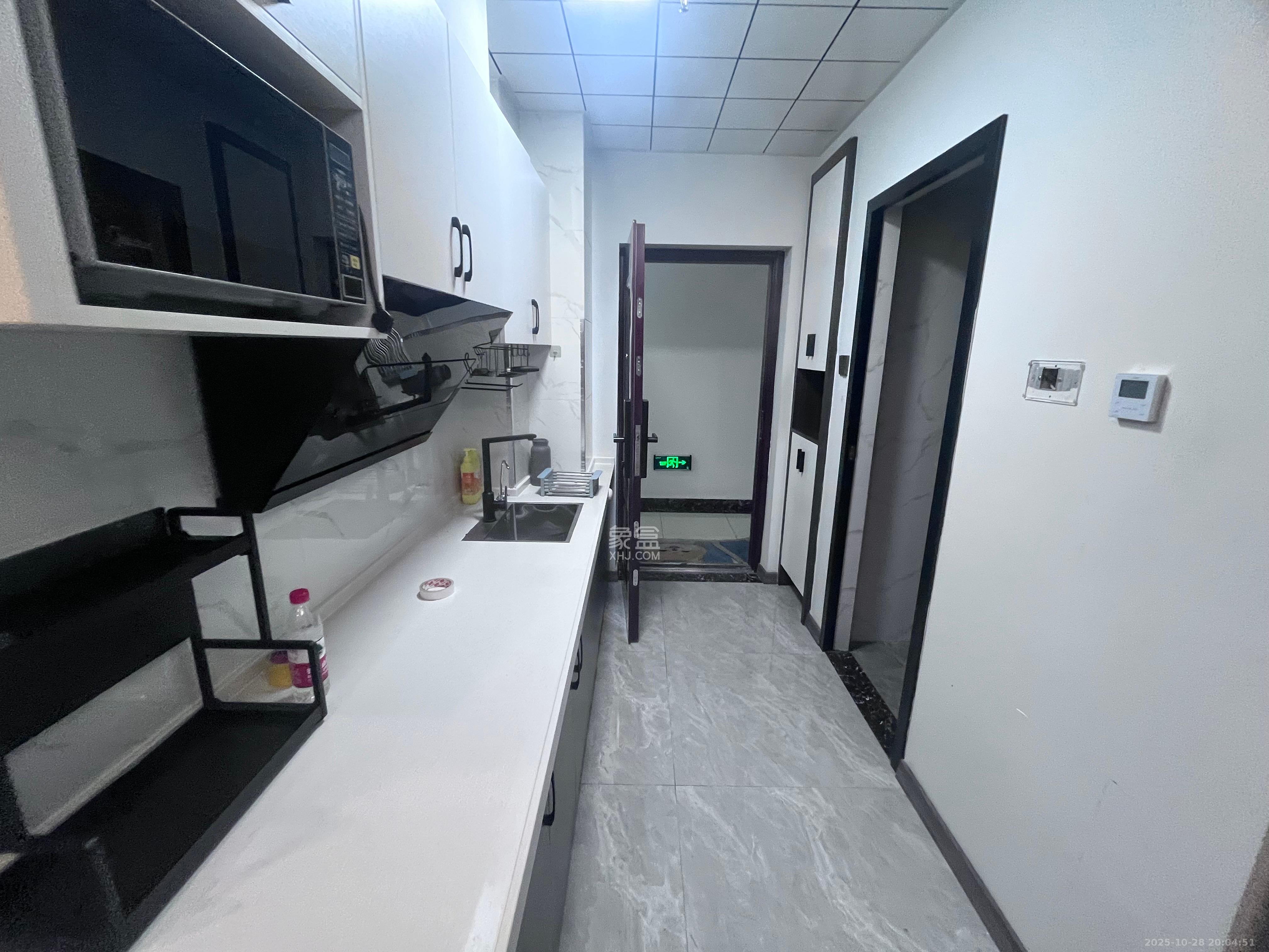 中建悦和城  2室1厅1卫    2300.0元/月室内图