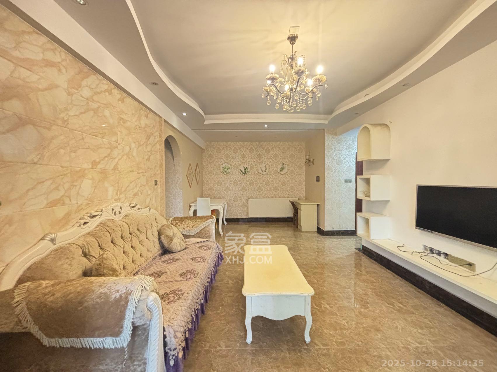 建发汇金国际  2室2厅1卫    2500.0元/月 建发汇金国际  2室2厅1卫    2500.0元/月室内图1