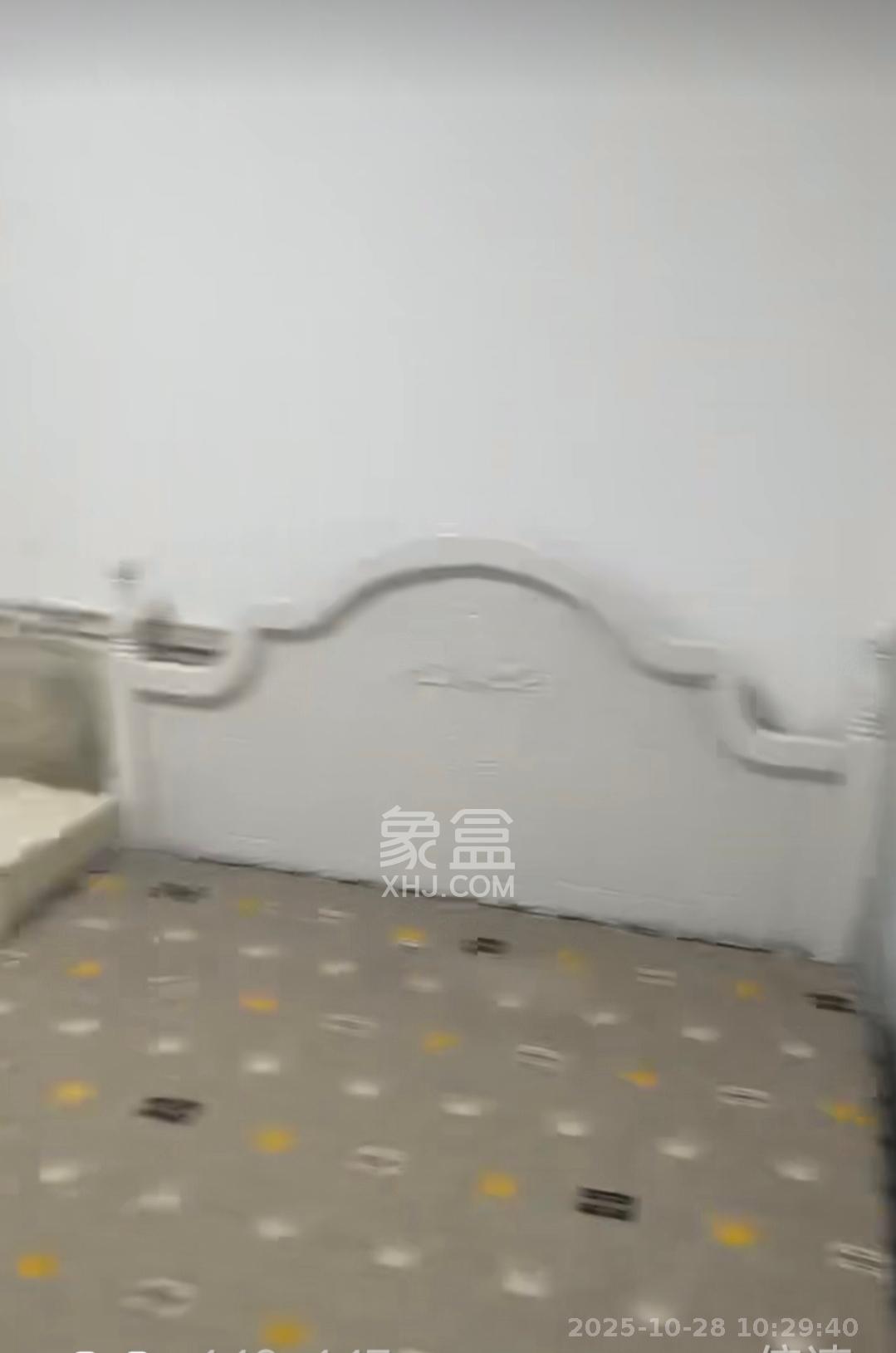 锦湘国际星城二期（锦雅苑）  3室2厅2卫    2500.0元/月室内图