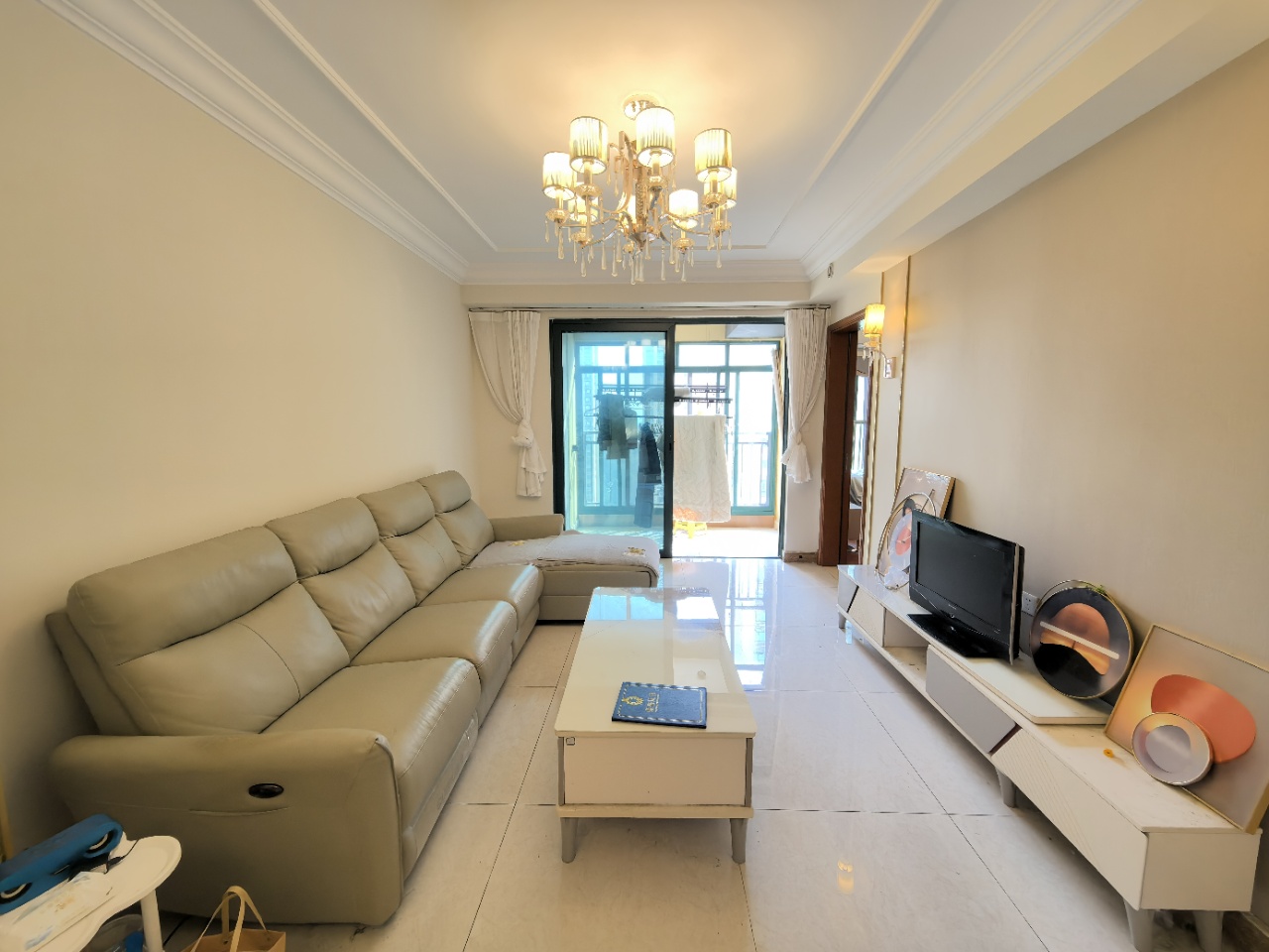 恒大绿洲  2室2厅1卫    1580.0元/月 恒大绿洲  2室2厅1卫    1580.0元/月室内图