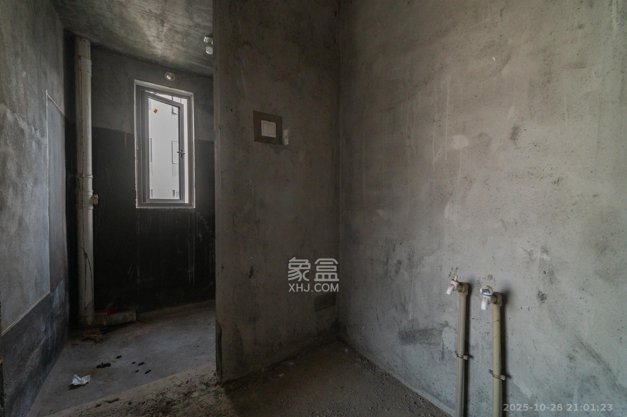 金辉优步星樾  4室2厅2卫    109.5万 金辉优步星樾  4室2厅2卫    109.5万其他