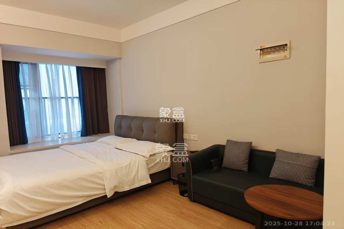 佳兆业云顶都汇 1室0厅0卫 1380.0元/月 佳兆业云顶都汇 1室0厅0卫 1380.0元/月室内图