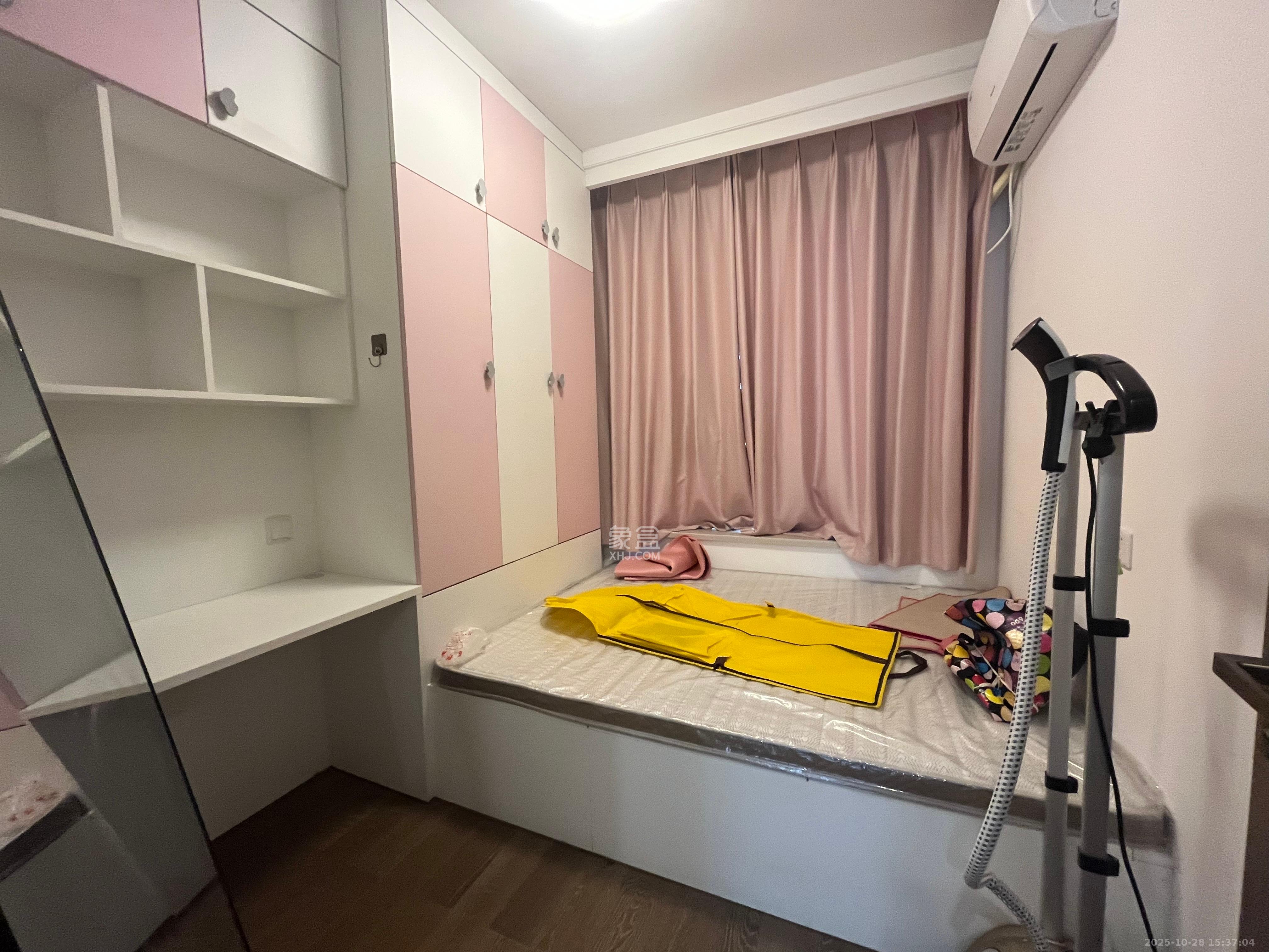 龙湖铂金中心（龙湖春江郦城）  3室2厅2卫    4200.0元/月室内图