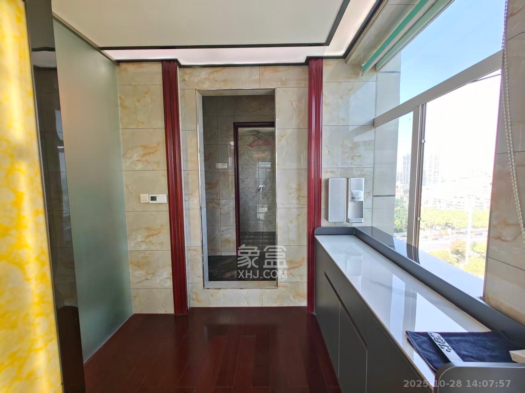 公园道  1室1厅1卫    3800.0元/月室内图