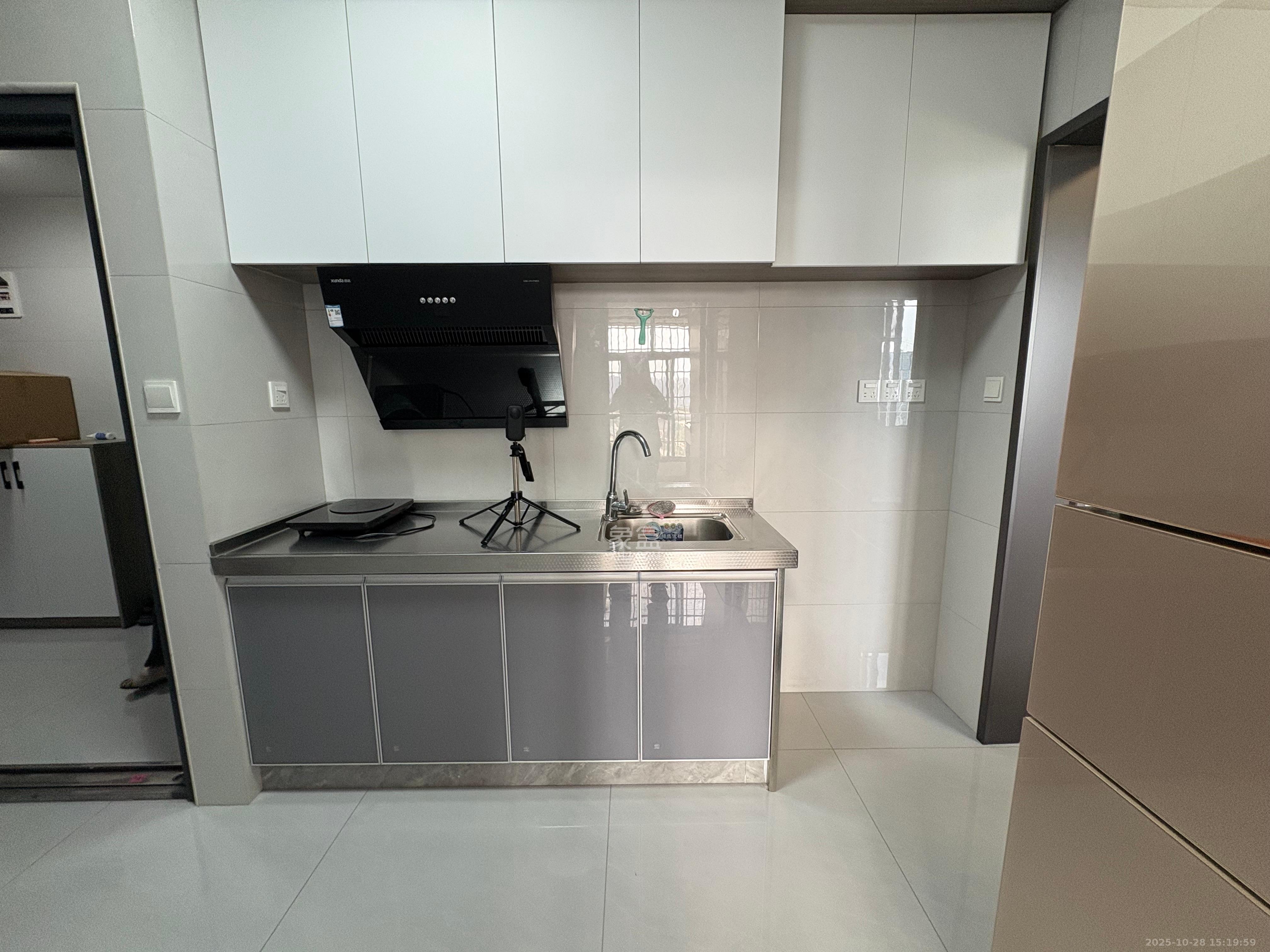 东宜新园  2室1厅1卫    1700.0元/月室内图