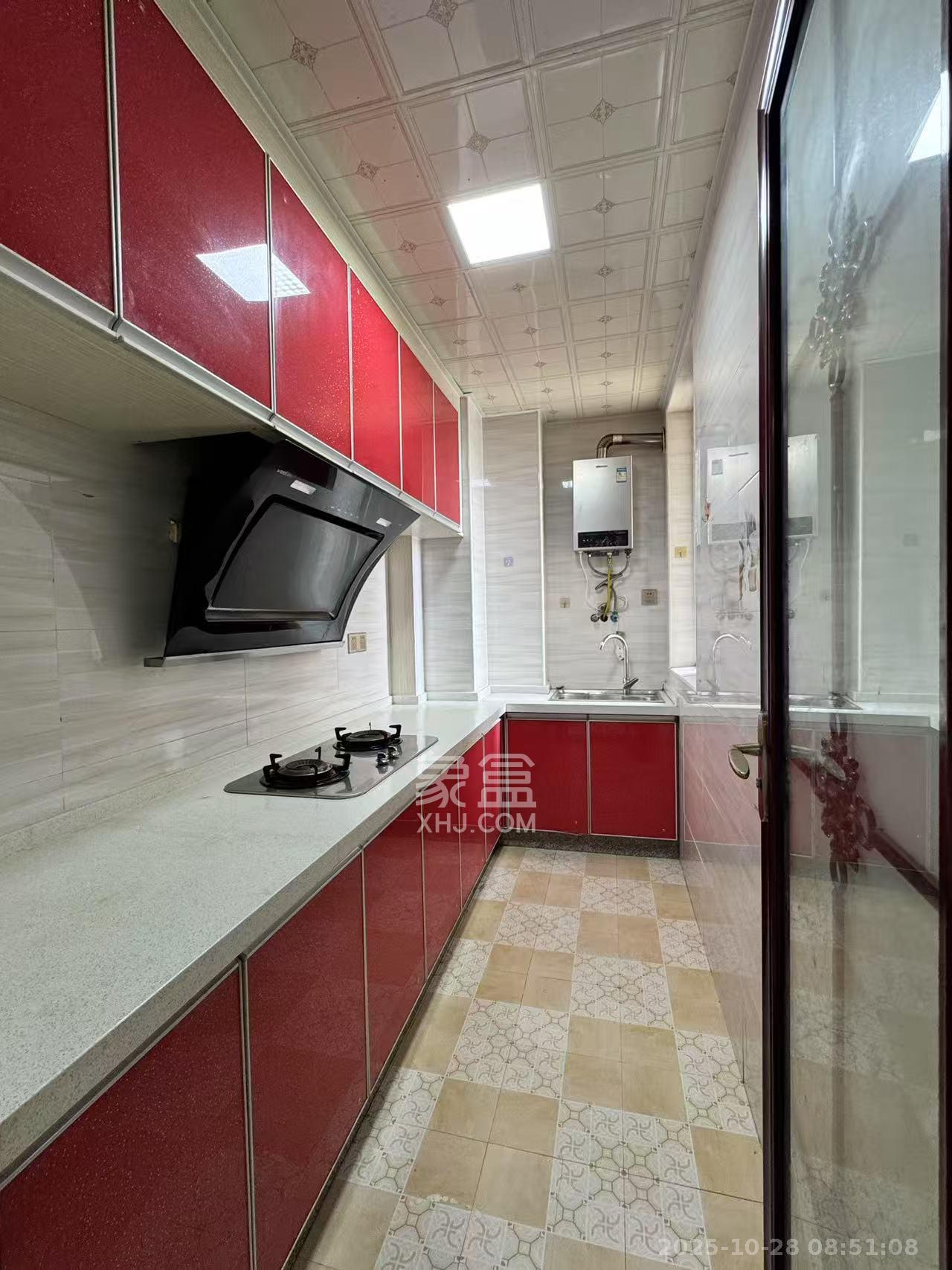 波隆城市花园  2室2厅1卫    1600.0元/月 波隆城市花园  2室2厅1卫    1600.0元/月室内图