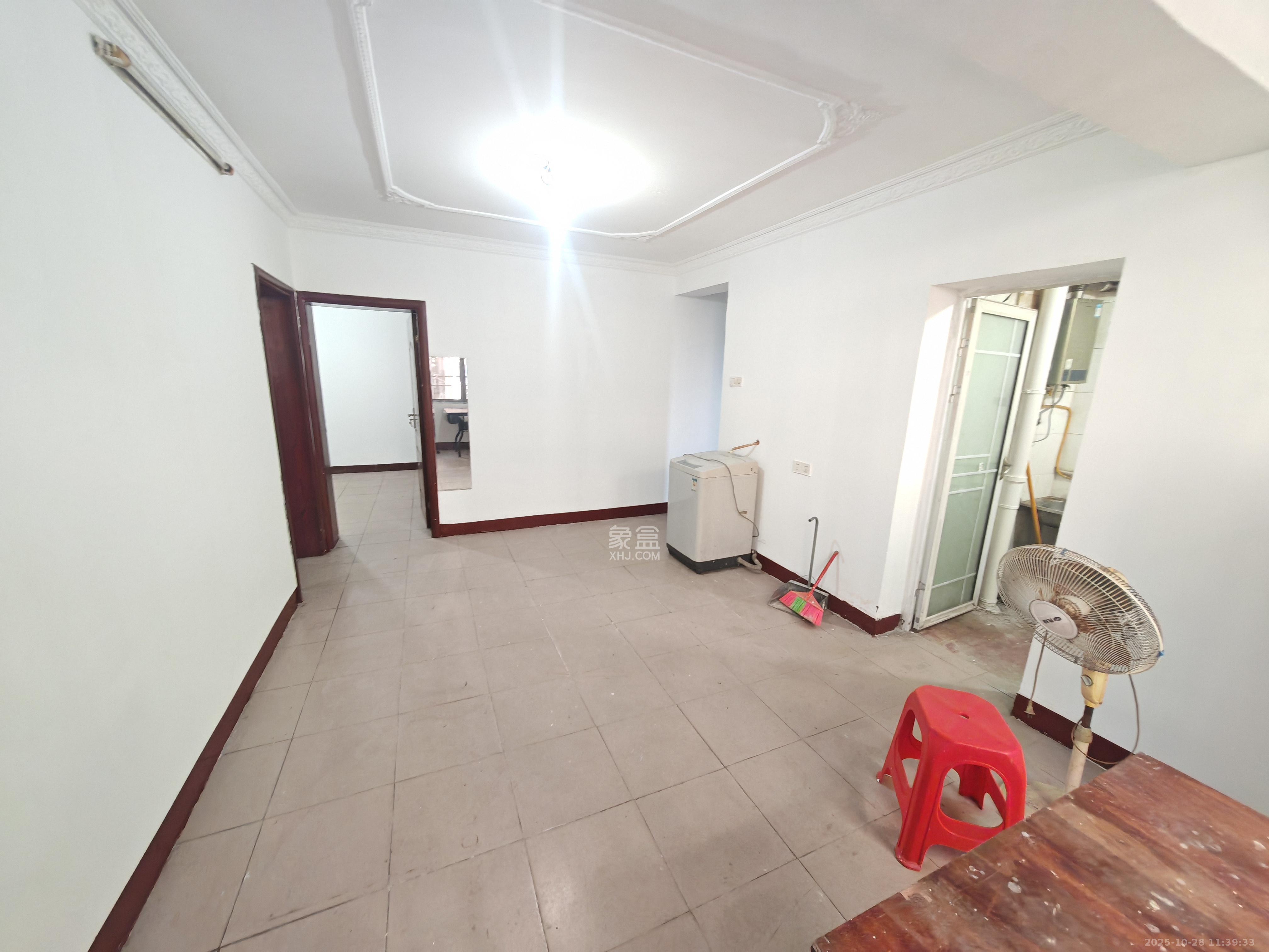 家兴公寓（洪家井）  2室1厅1卫    1800.0元/月室内图