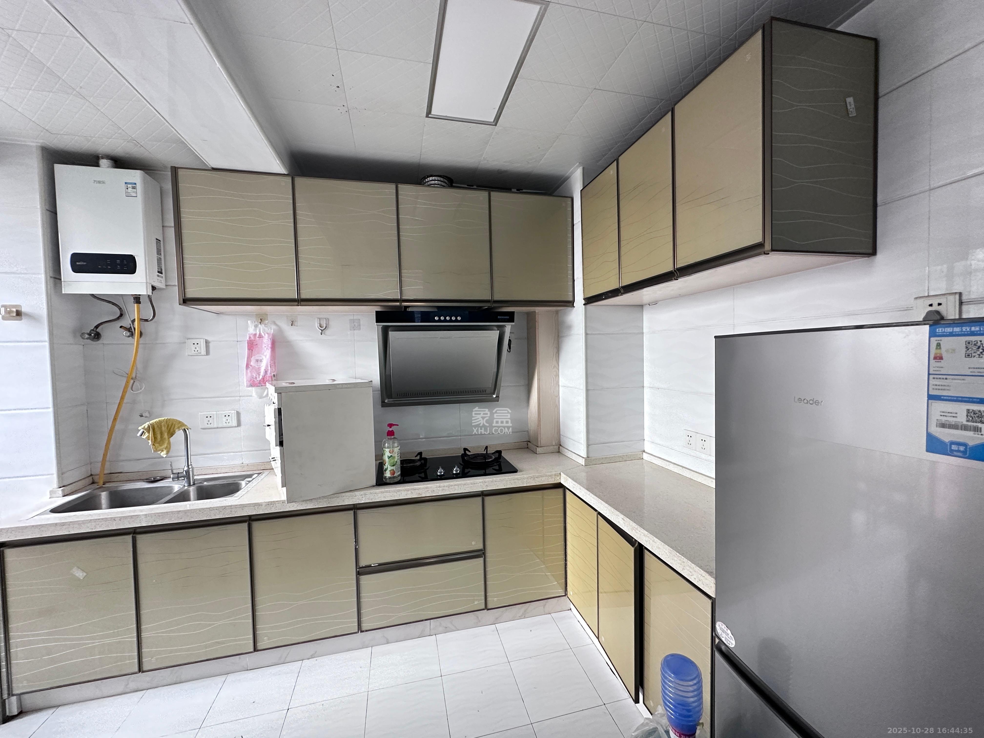 联丰苑 2室1厅1卫 1600.0元/月 联丰苑 2室1厅1卫 1600.0元/月室内图