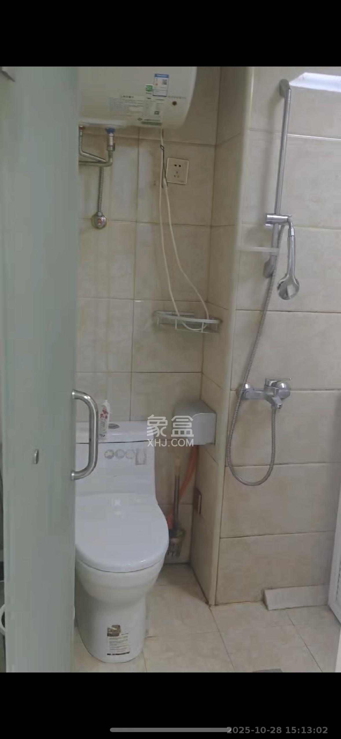 好莱城(弘德西街) 1室1厅1卫 1100.0元/月 好莱城(弘德西街) 1室1厅1卫 1100.0元/月室内图