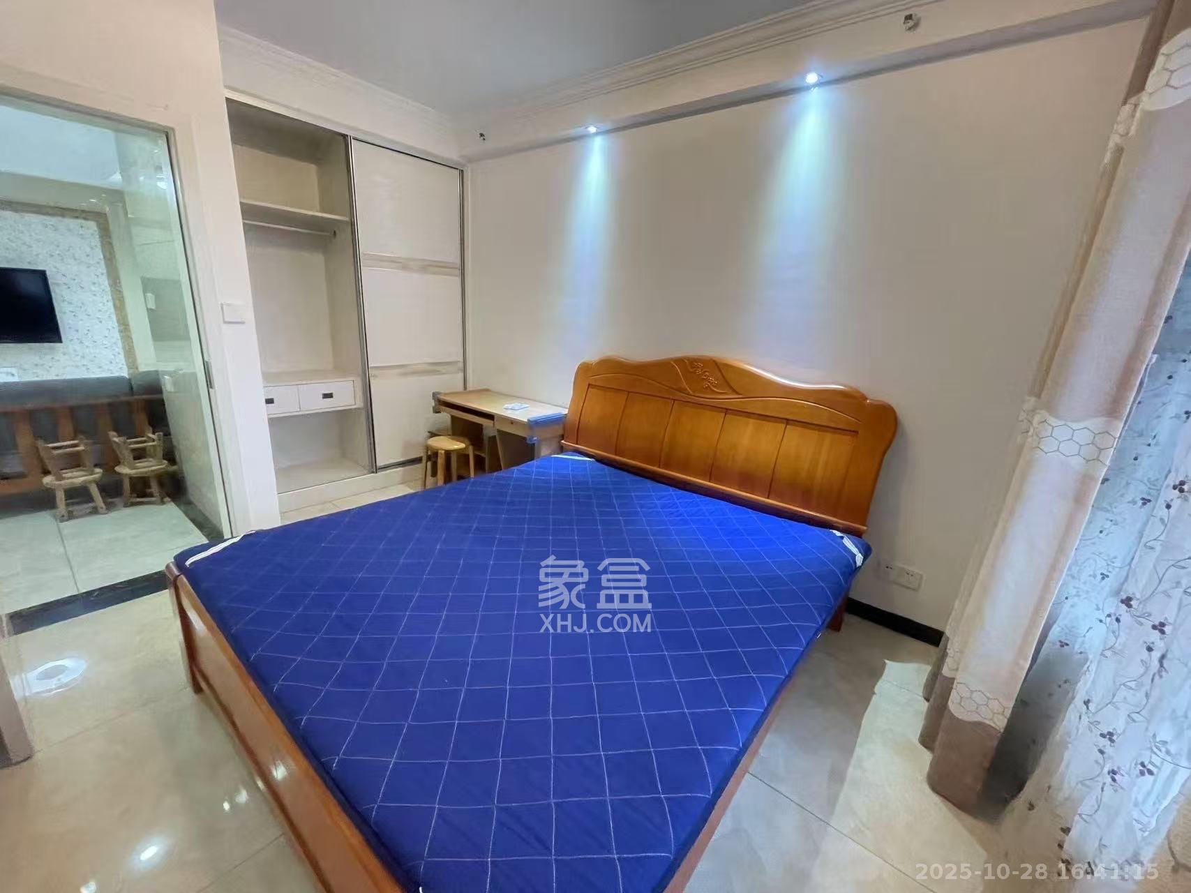 天鸿天府（天鸿中央大院）  2室1厅1卫    2100.0元/月室内图