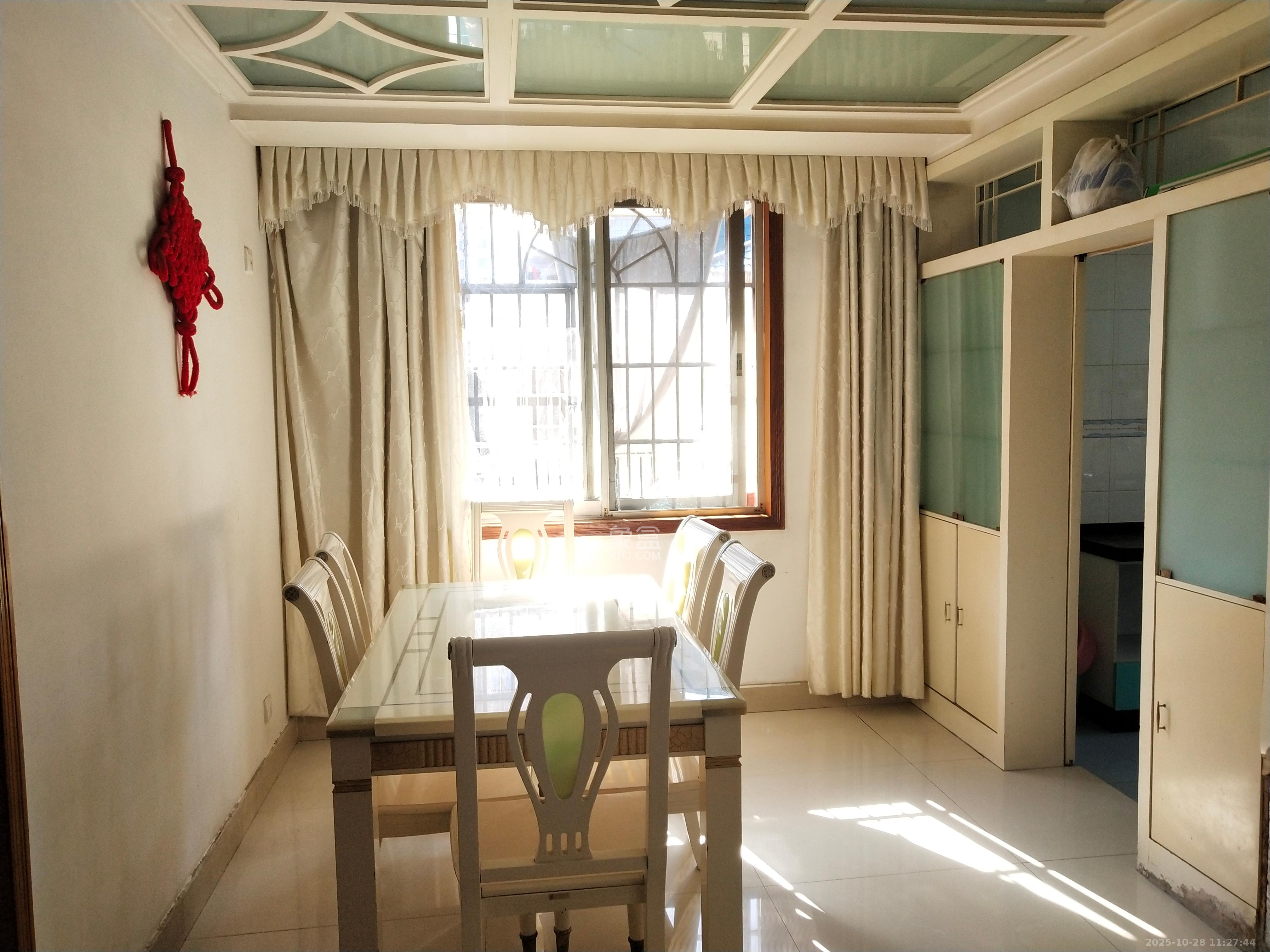 新世纪家园 2室1厅1卫 2000.0元/月 新世纪家园 2室1厅1卫 2000.0元/月室内图