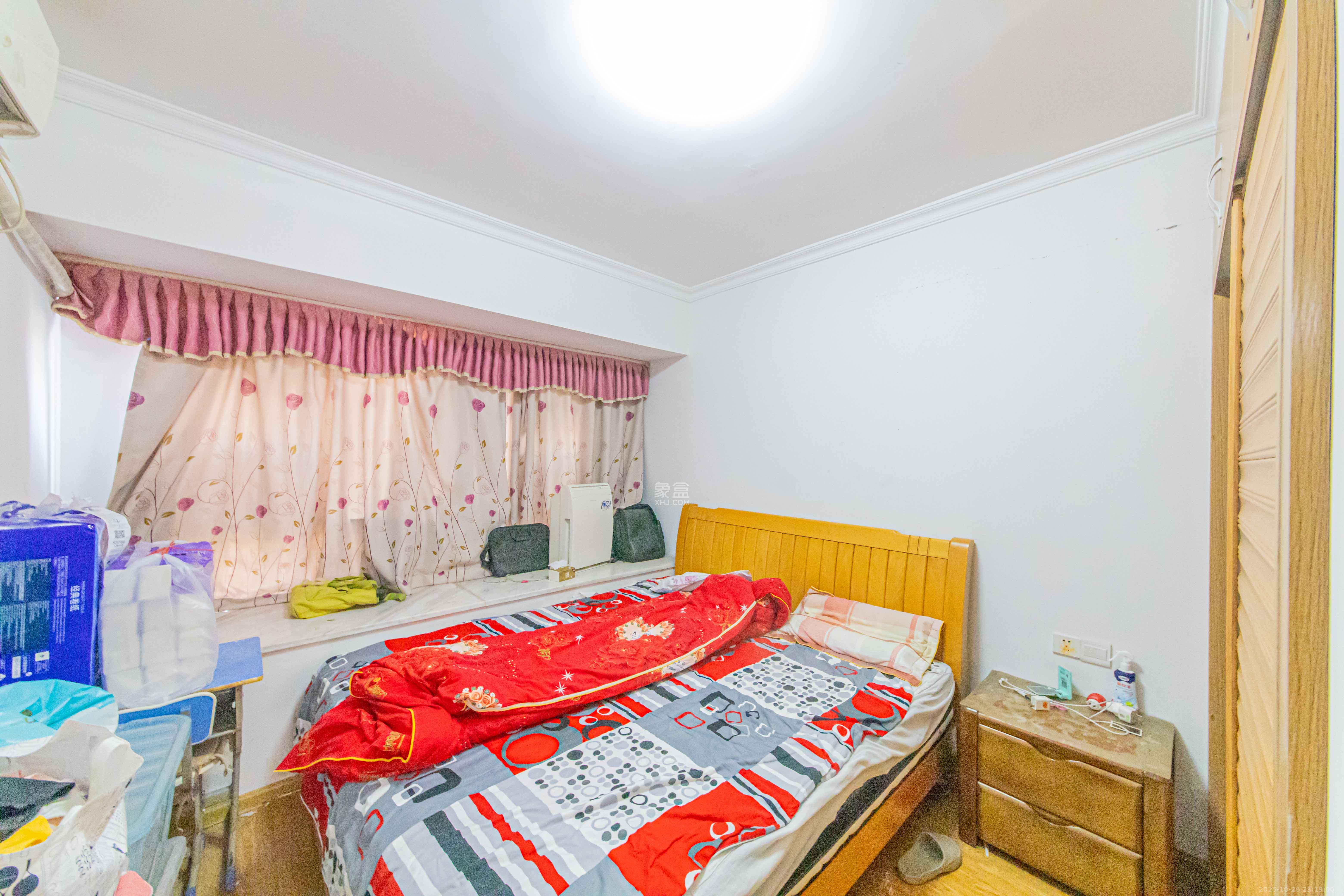 中建芙蓉嘉苑  3室2厅1卫    120.0万卧室